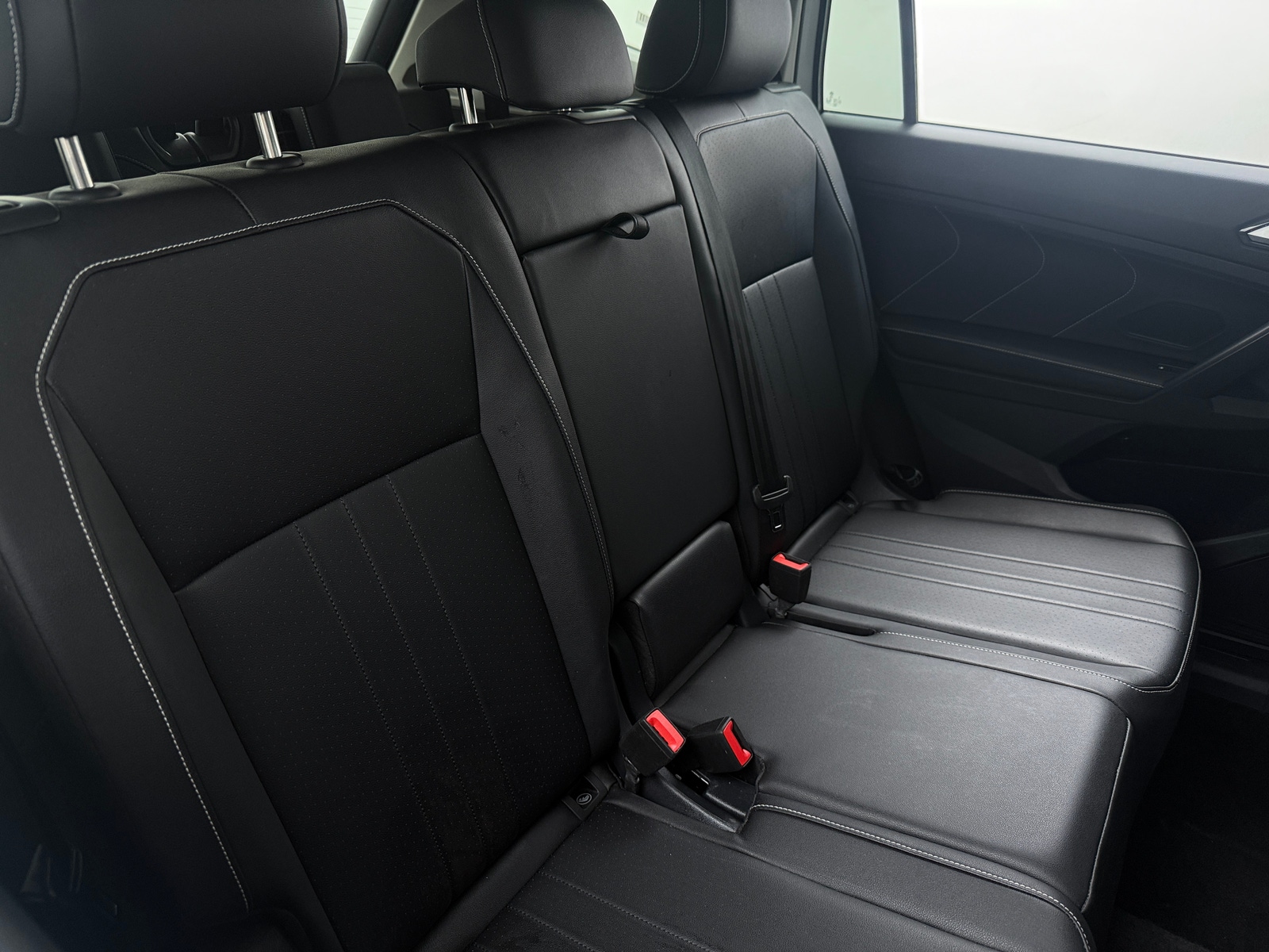 Thumbnail: 2024 Volkswagen Tiguan - 5