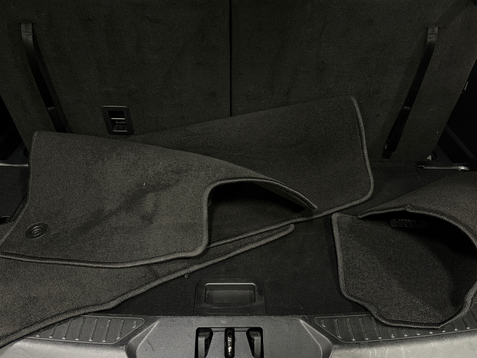 Thumbnail: 2025 Ford Explorer - 6