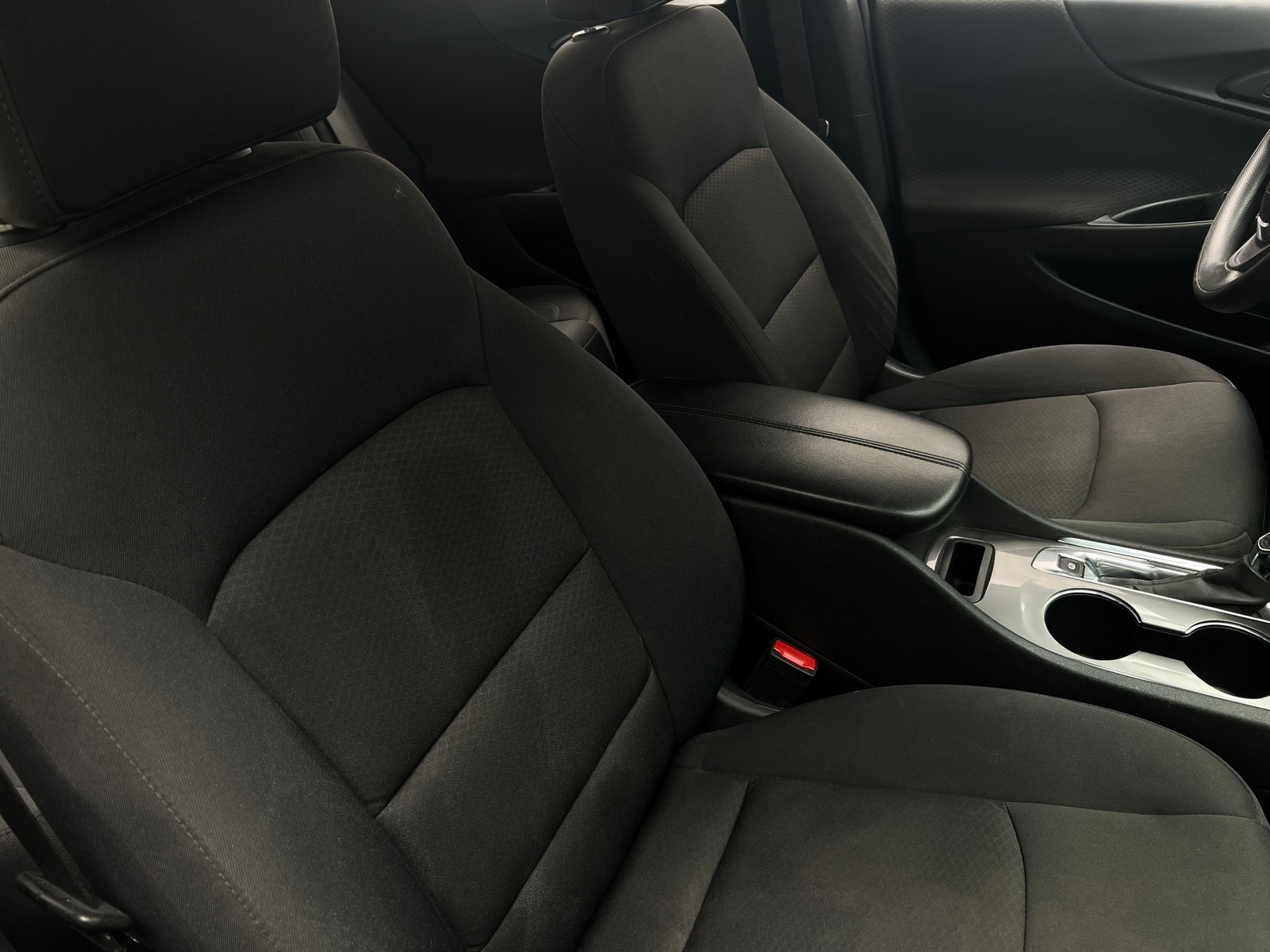 Thumbnail: 2022 Chevrolet Malibu - 2