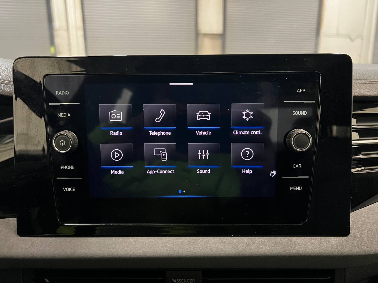 Thumbnail: 2025 Volkswagen Jetta - 3