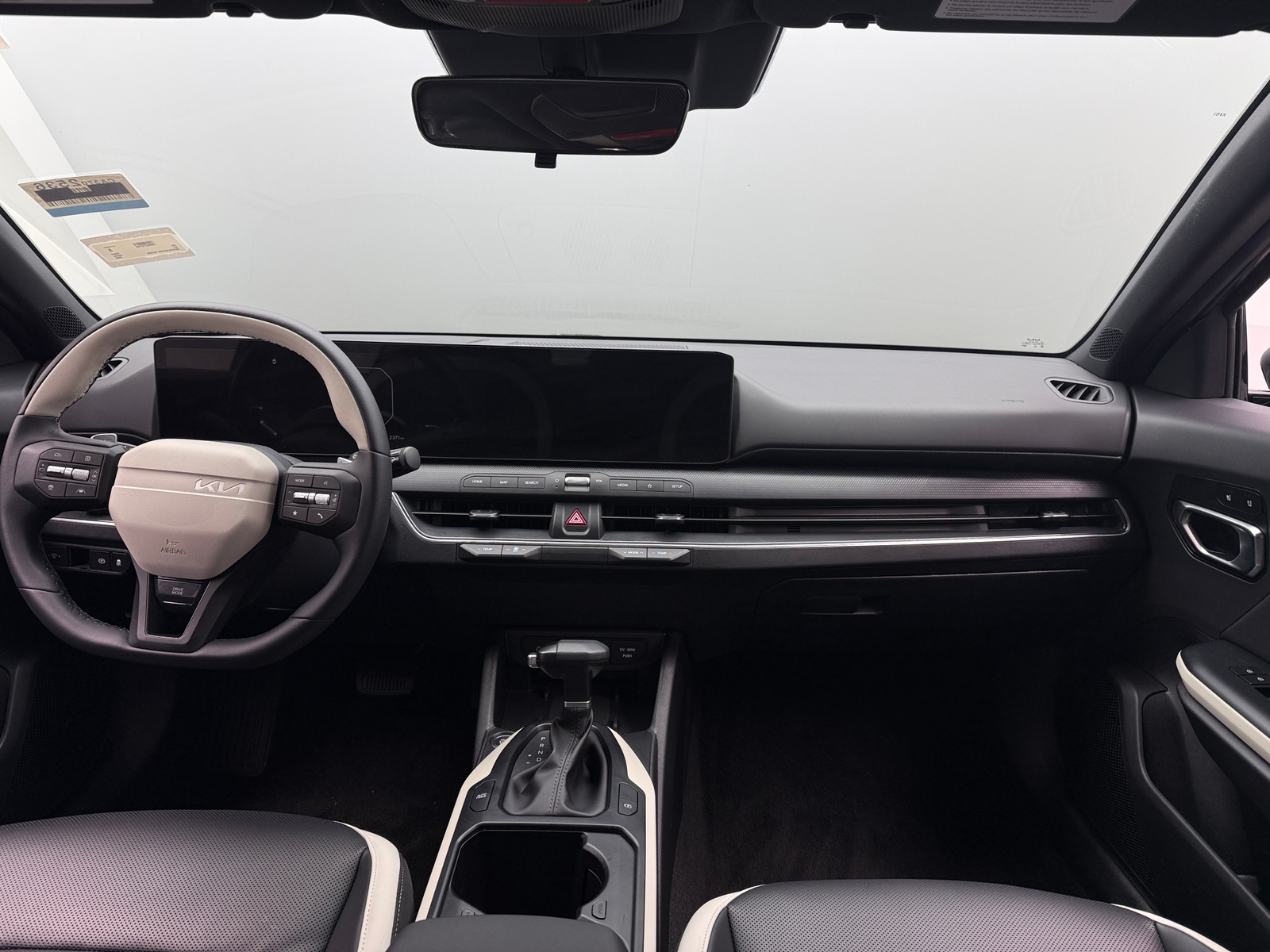 Thumbnail: 2025 Kia K4 - 3