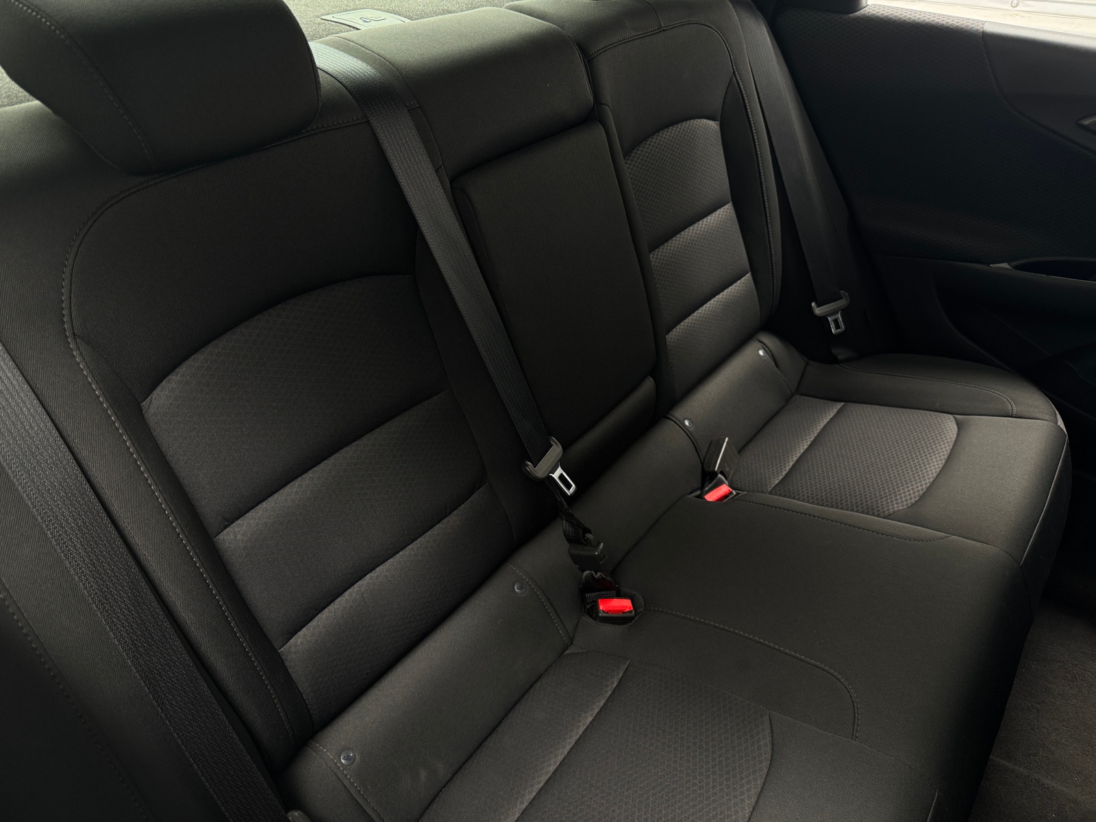 Thumbnail: 2018 Chevrolet Malibu - 6