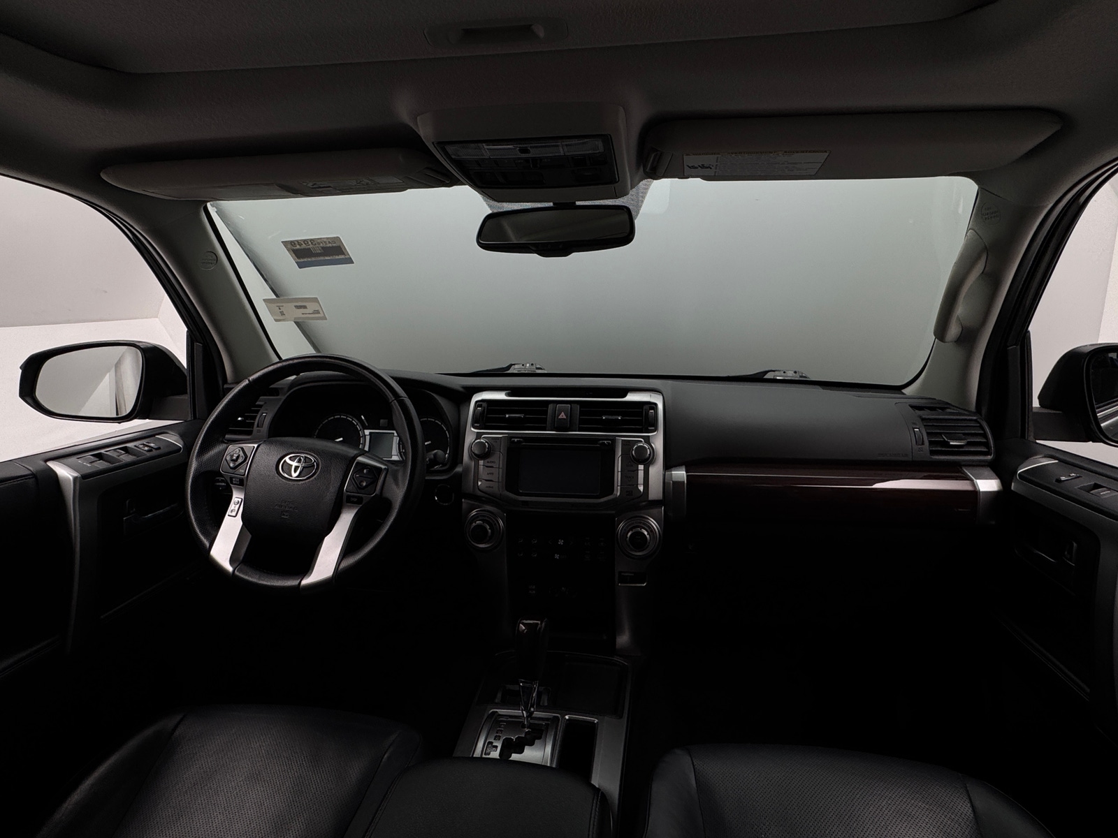 Thumbnail: 2016 Toyota 4Runner - 3