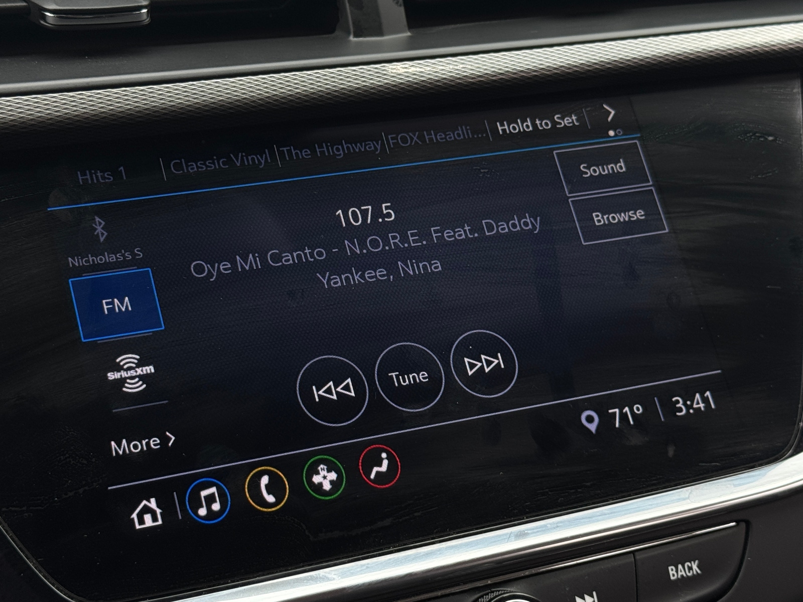 Thumbnail: 2022 Buick Encore GX - 3