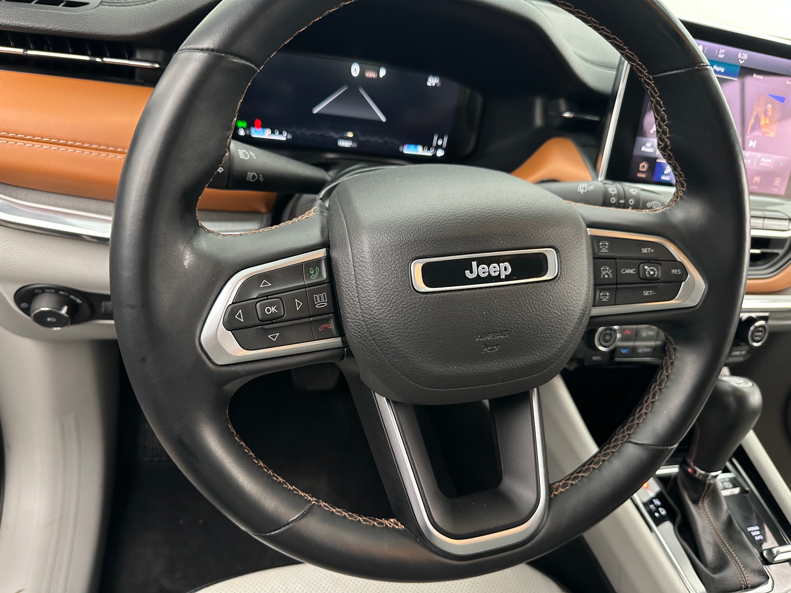 Thumbnail: 2022 Jeep Compass - 4