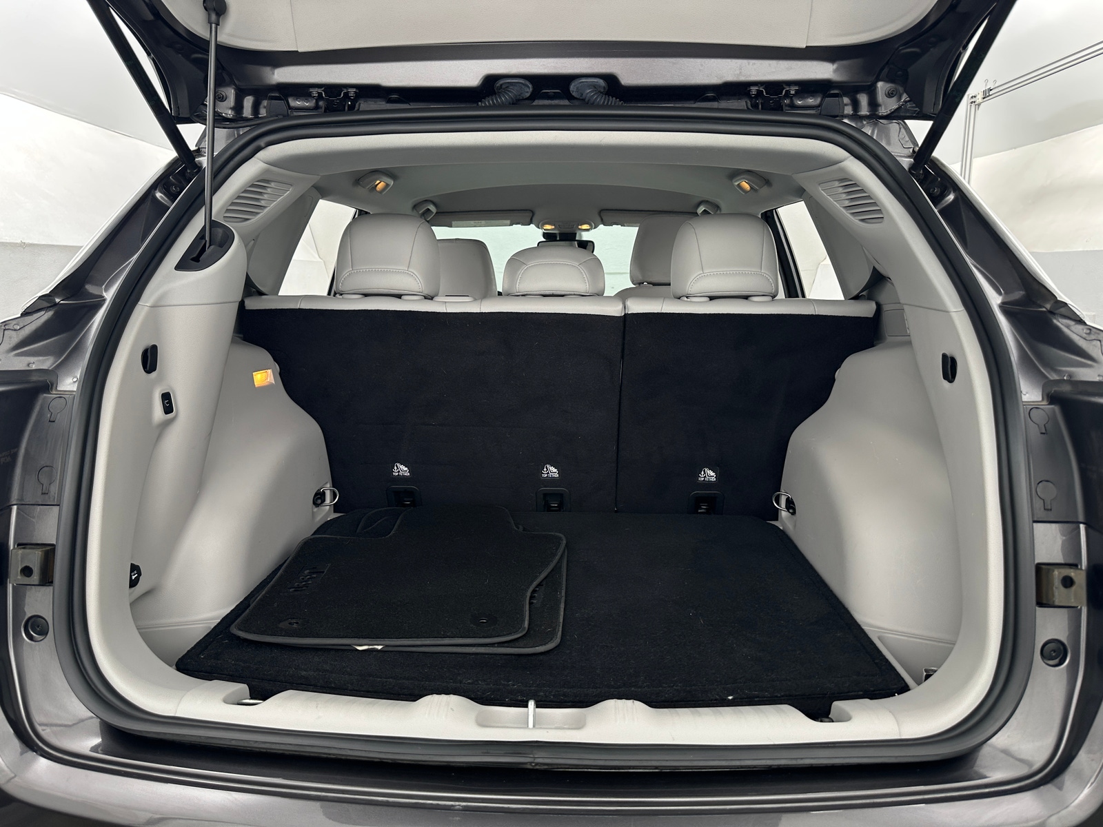 Thumbnail: 2022 Jeep Compass - 6