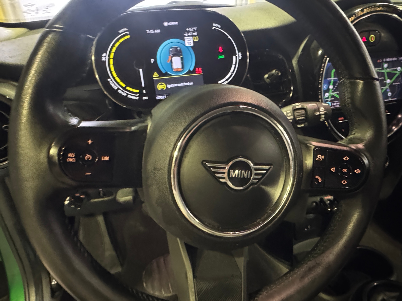 Thumbnail: 2022 MINI Cooper Hardtop - 4