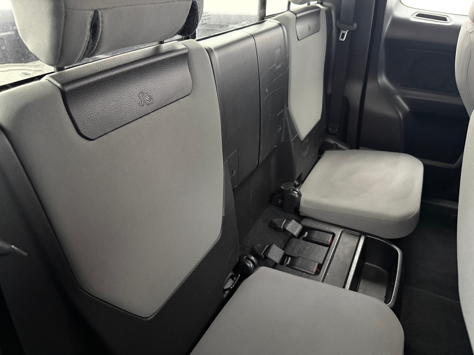 Thumbnail: 2019 Toyota Tacoma - 6