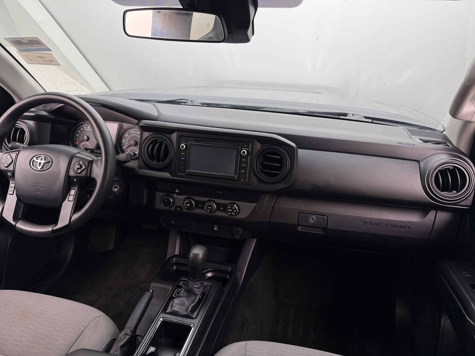 Thumbnail: 2019 Toyota Tacoma - 3