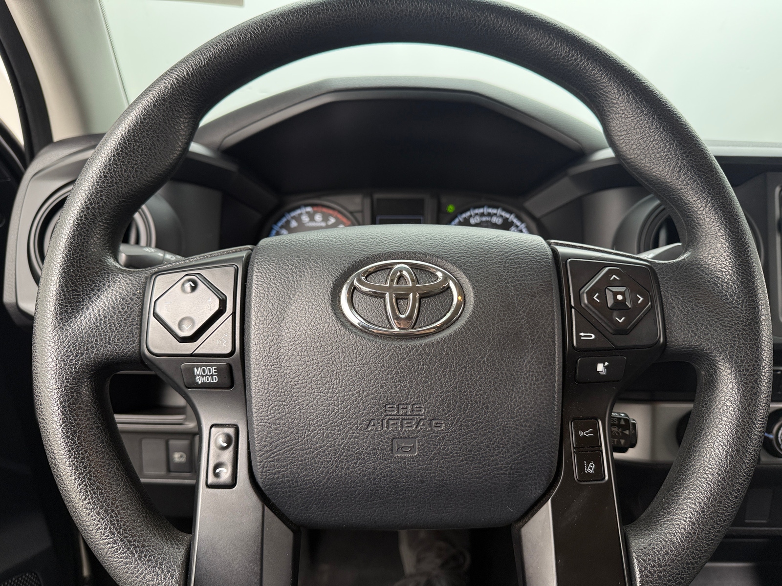 Thumbnail: 2019 Toyota Tacoma - 5