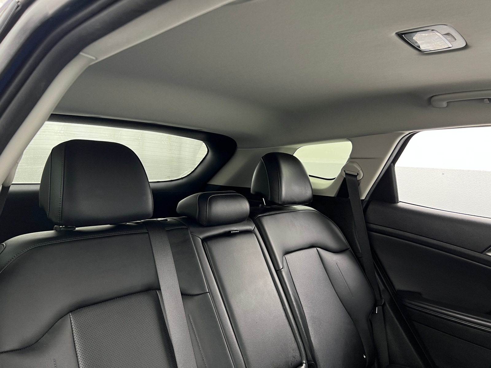 Thumbnail: 2023 Kia Sportage - 5