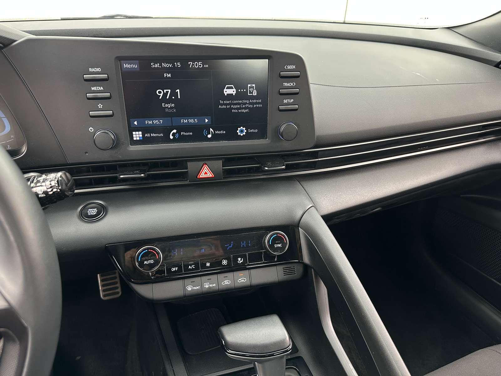 Thumbnail: 2025 Hyundai Elantra - 4