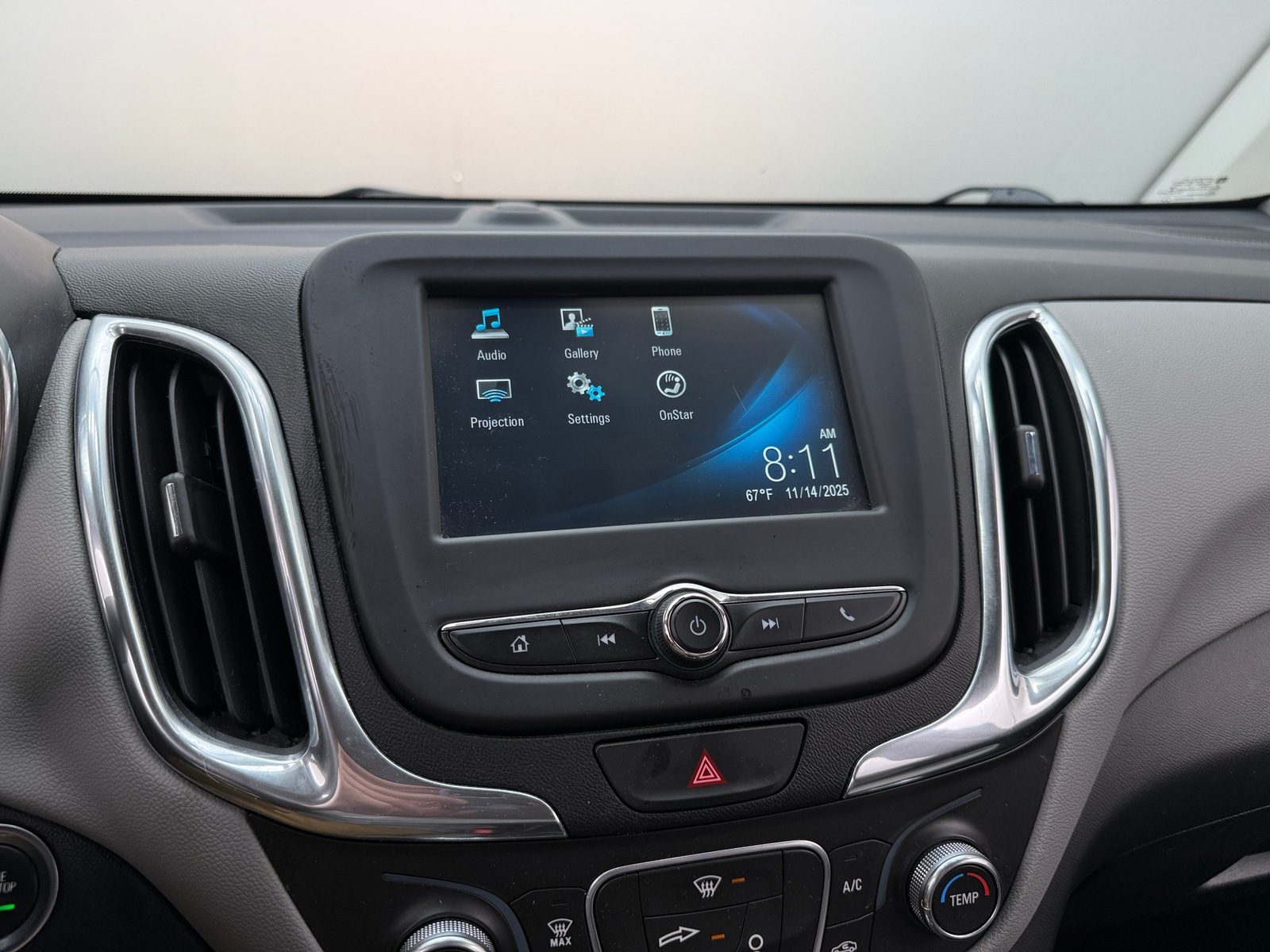 Thumbnail: 2018 Chevrolet Equinox - 4