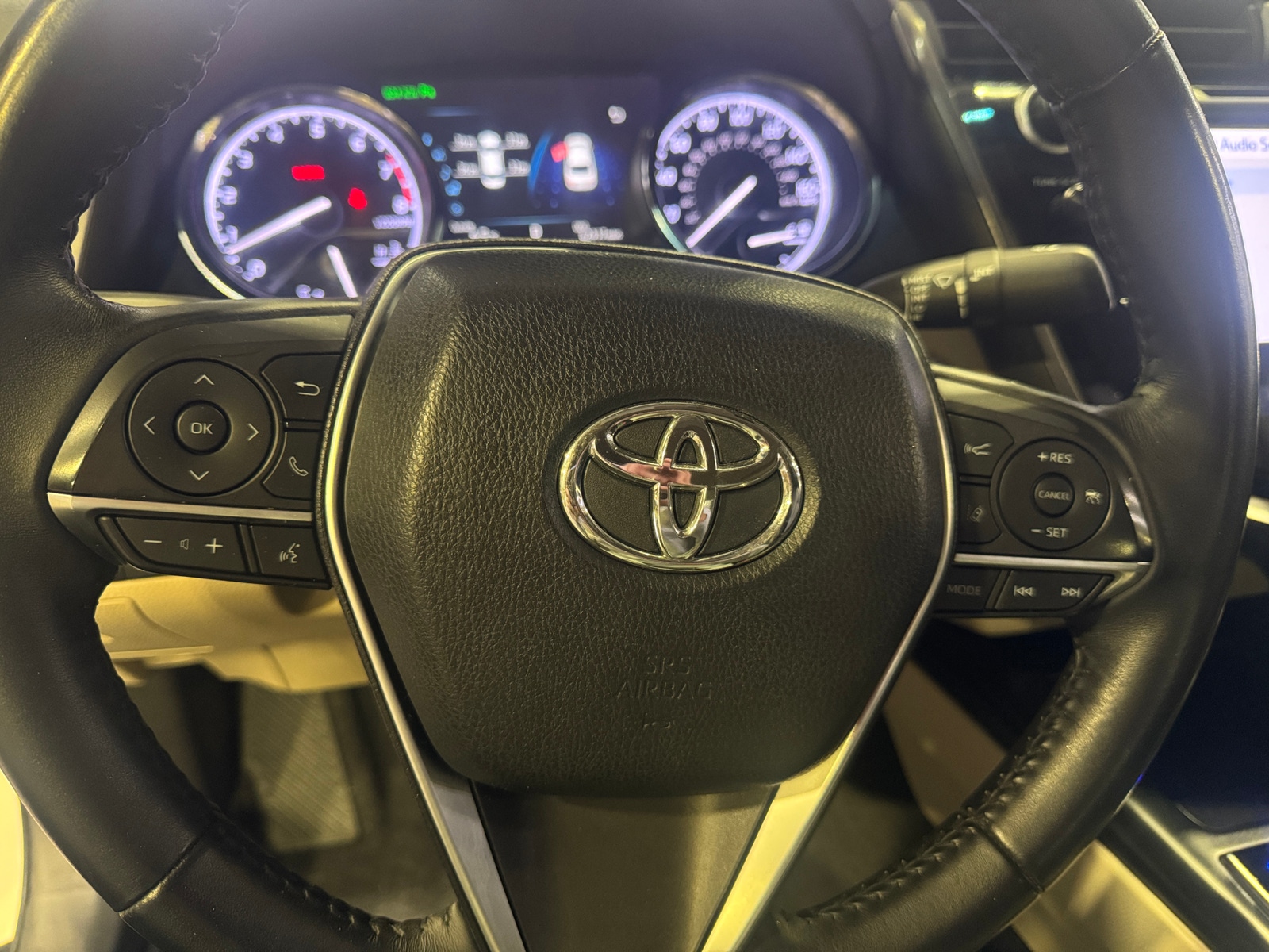 Thumbnail: 2018 Toyota Camry - 4