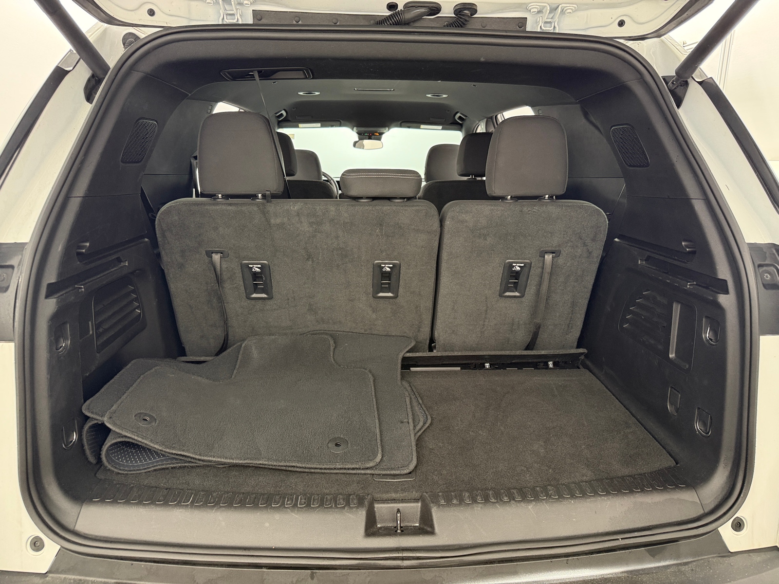 Thumbnail: 2024 Chevrolet Traverse - 7