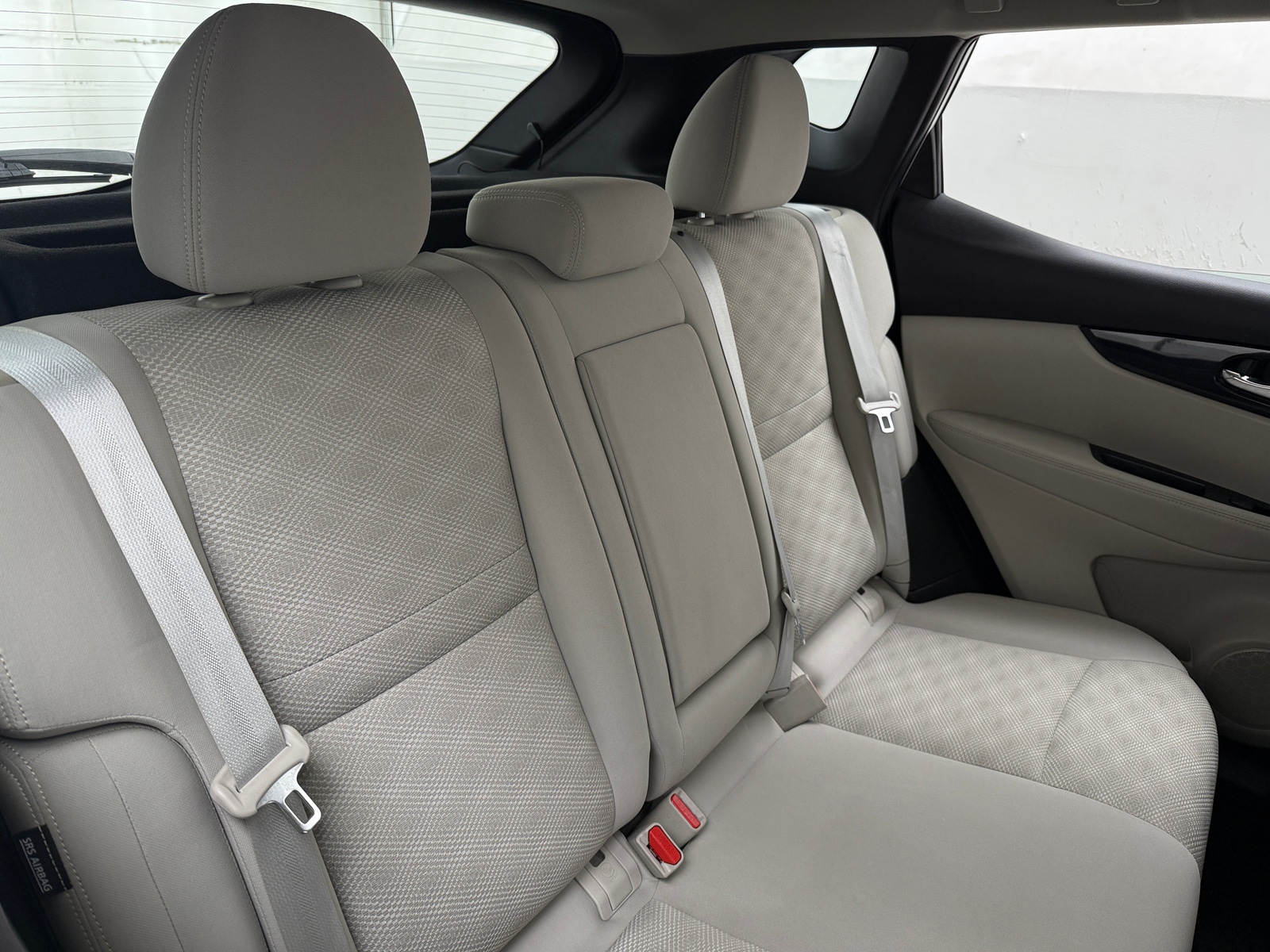 Thumbnail: 2020 Nissan Rogue Sport - 6