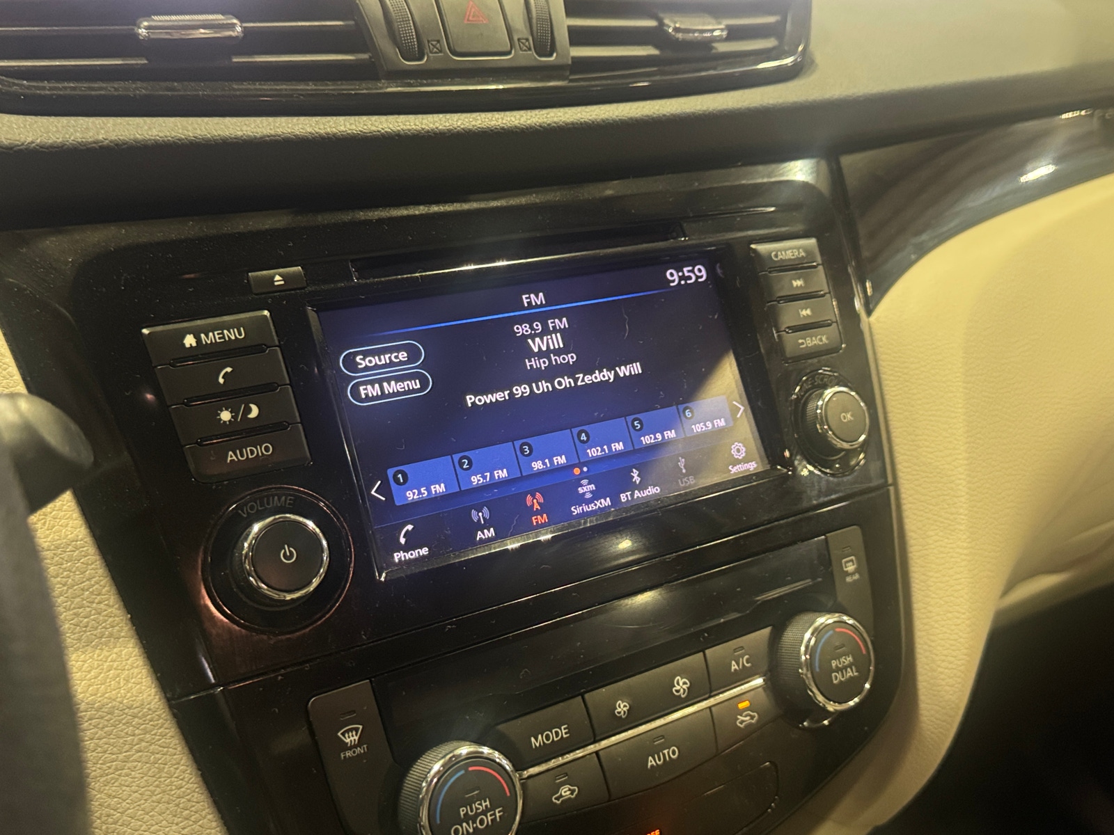 Thumbnail: 2020 Nissan Rogue Sport - 4