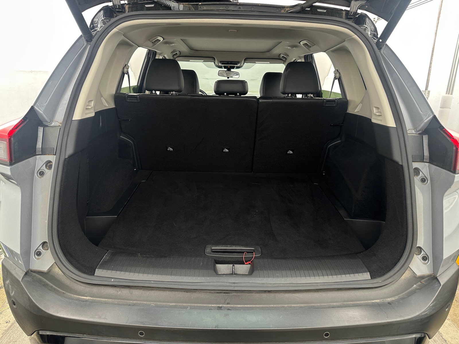 Thumbnail: 2023 Nissan Rogue - 6