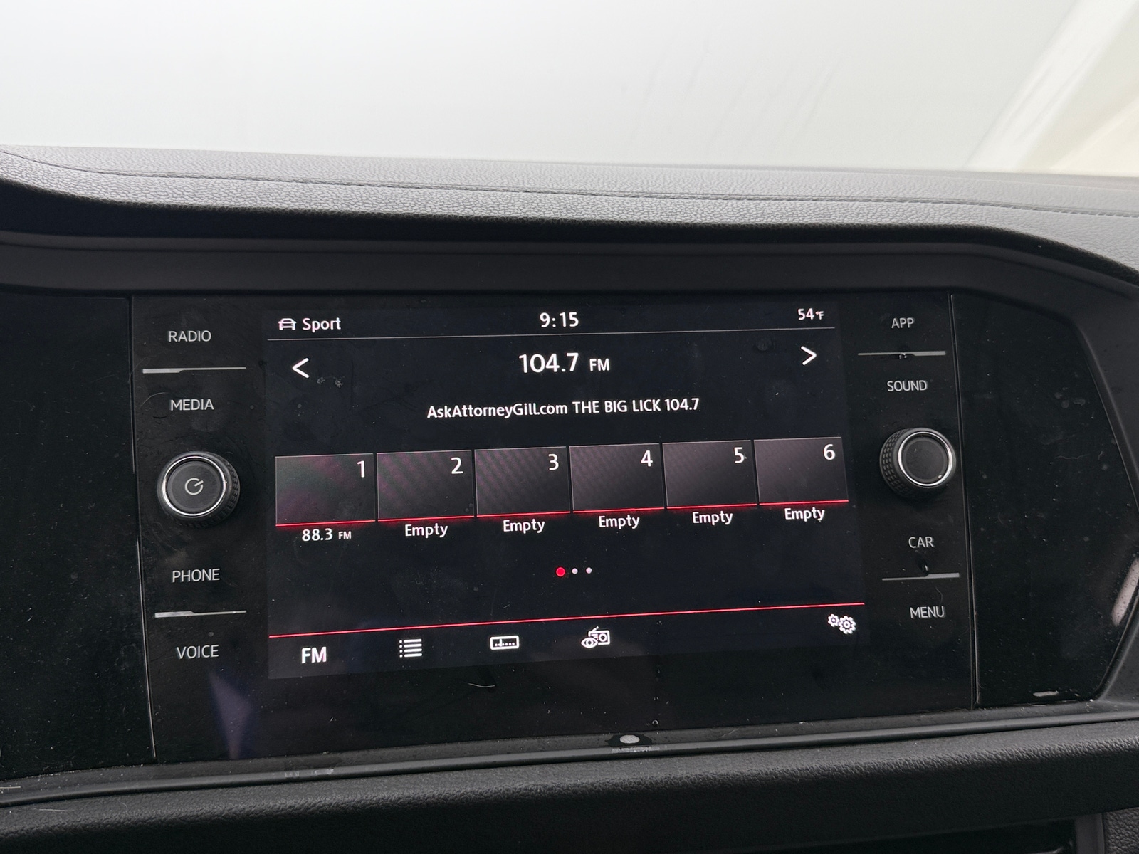 Thumbnail: 2019 Volkswagen Jetta - 3