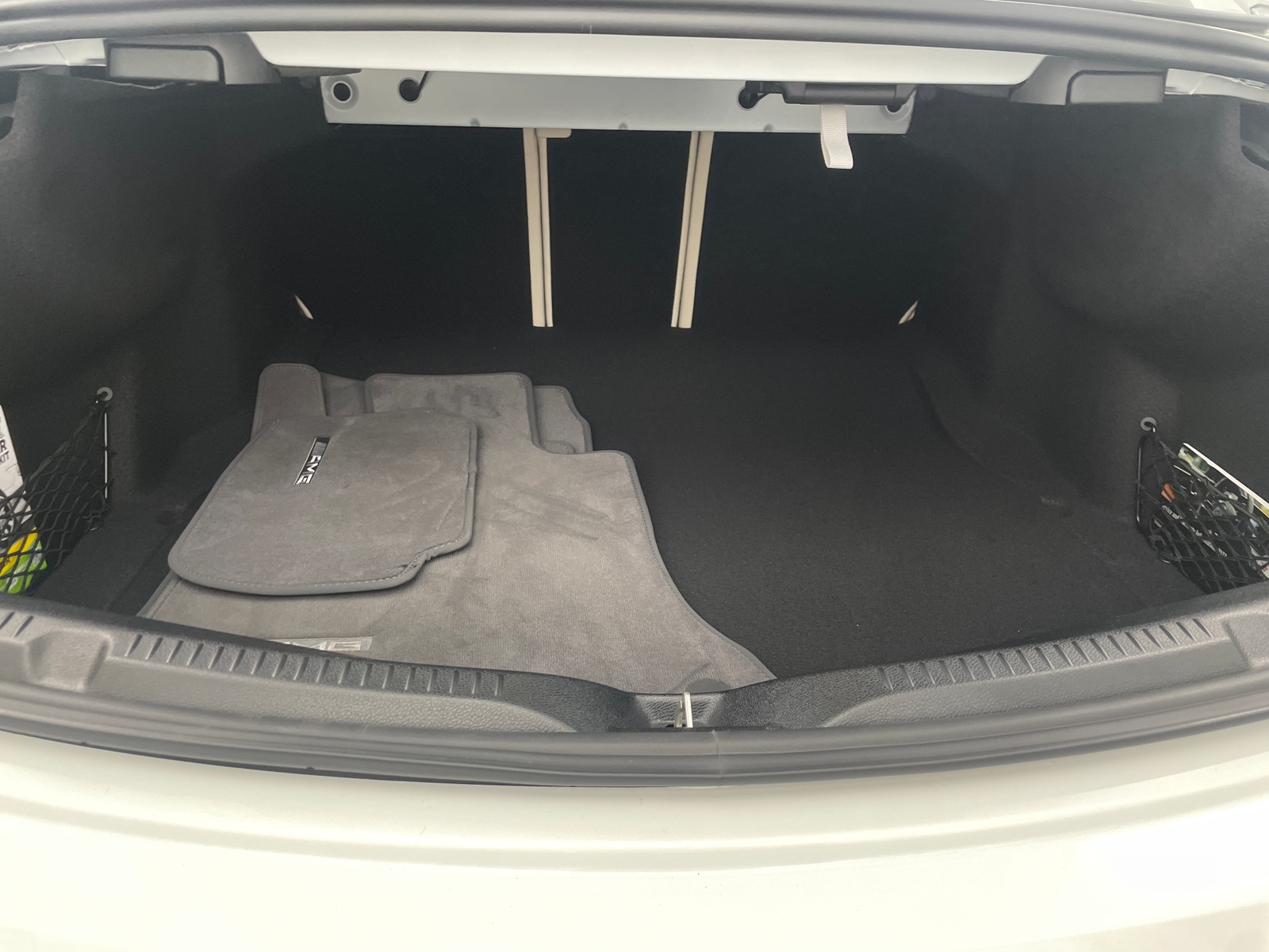 Thumbnail: 2023 Mercedes-Benz E-Class - 4