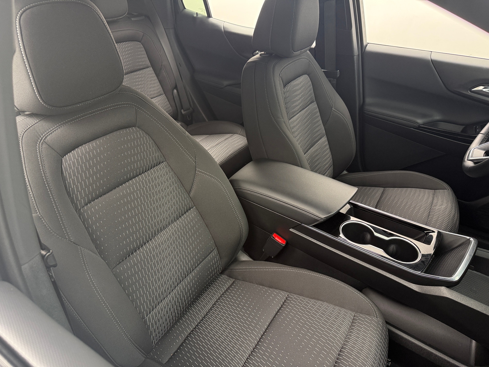 Thumbnail: 2025 Chevrolet Equinox - 2