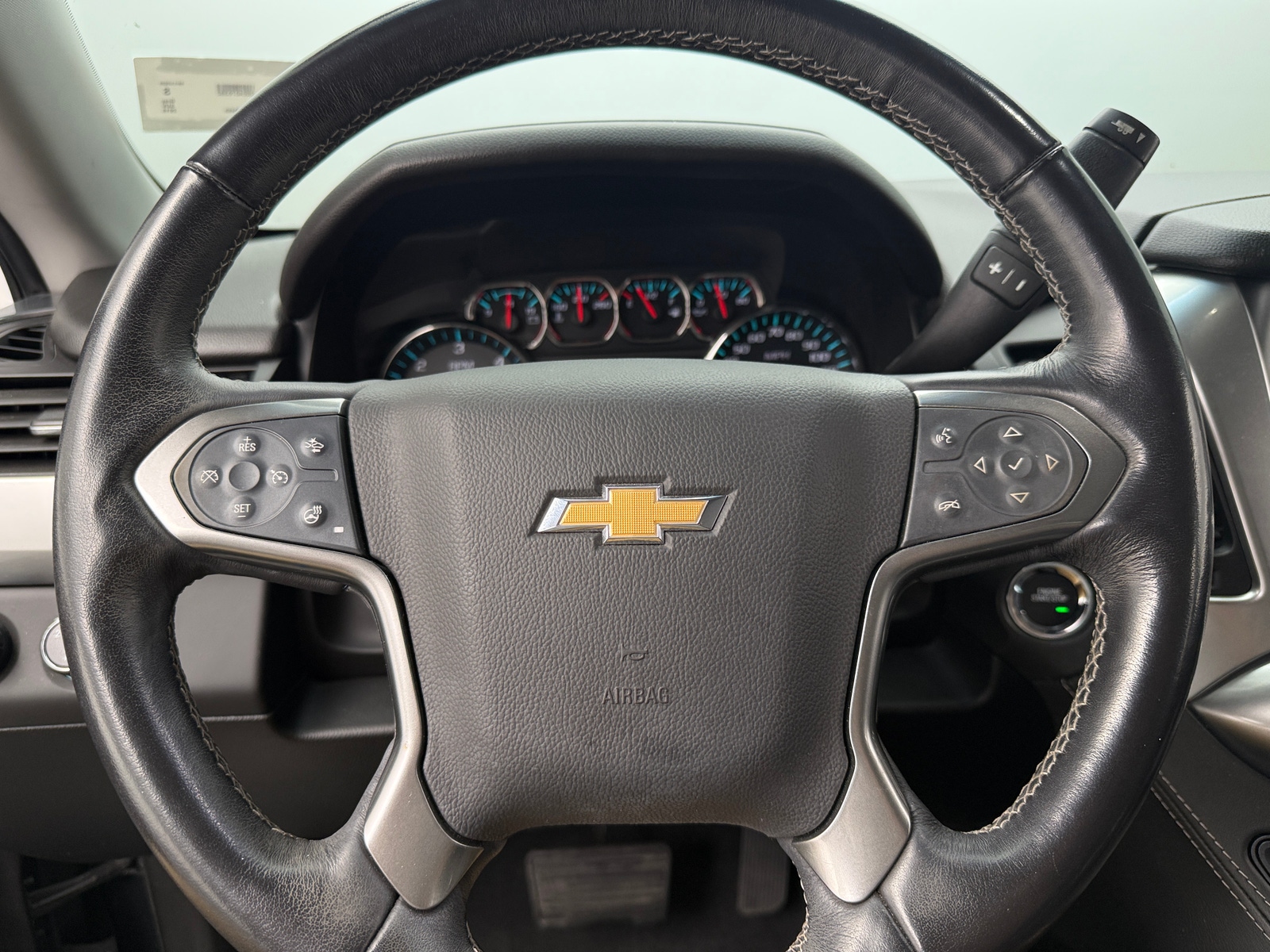 Thumbnail: 2019 Chevrolet Tahoe - 4