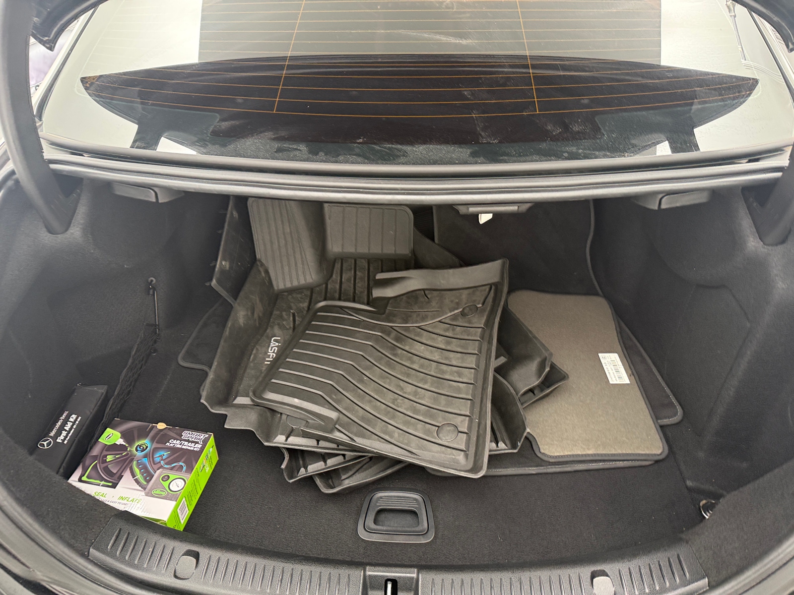 Thumbnail: 2017 Mercedes-Benz E-Class - 6