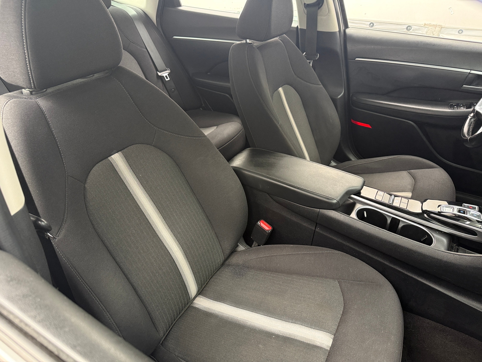 Thumbnail: 2022 Hyundai Sonata - 2