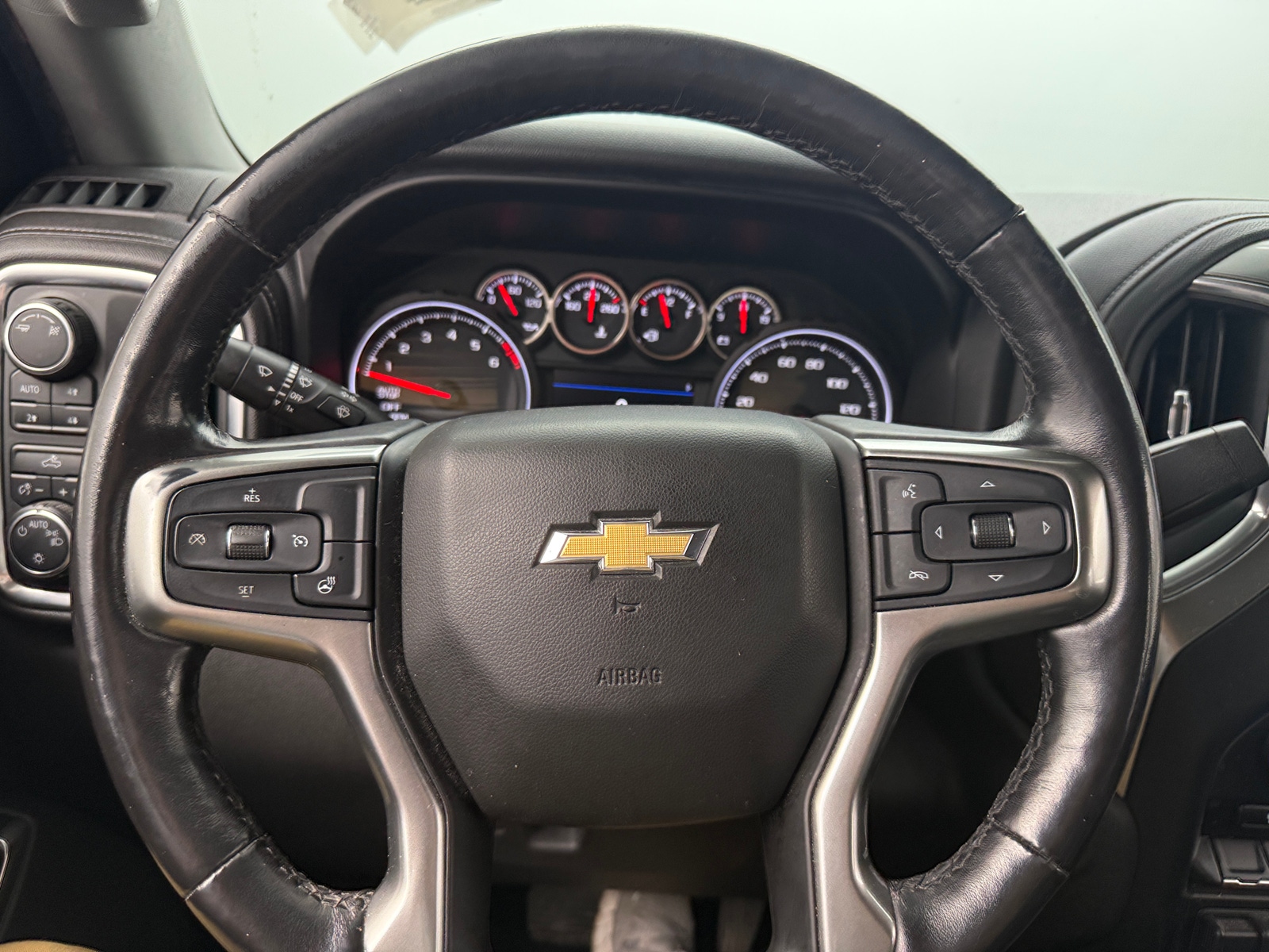 Thumbnail: 2019 Chevrolet Silverado 1500 - 5