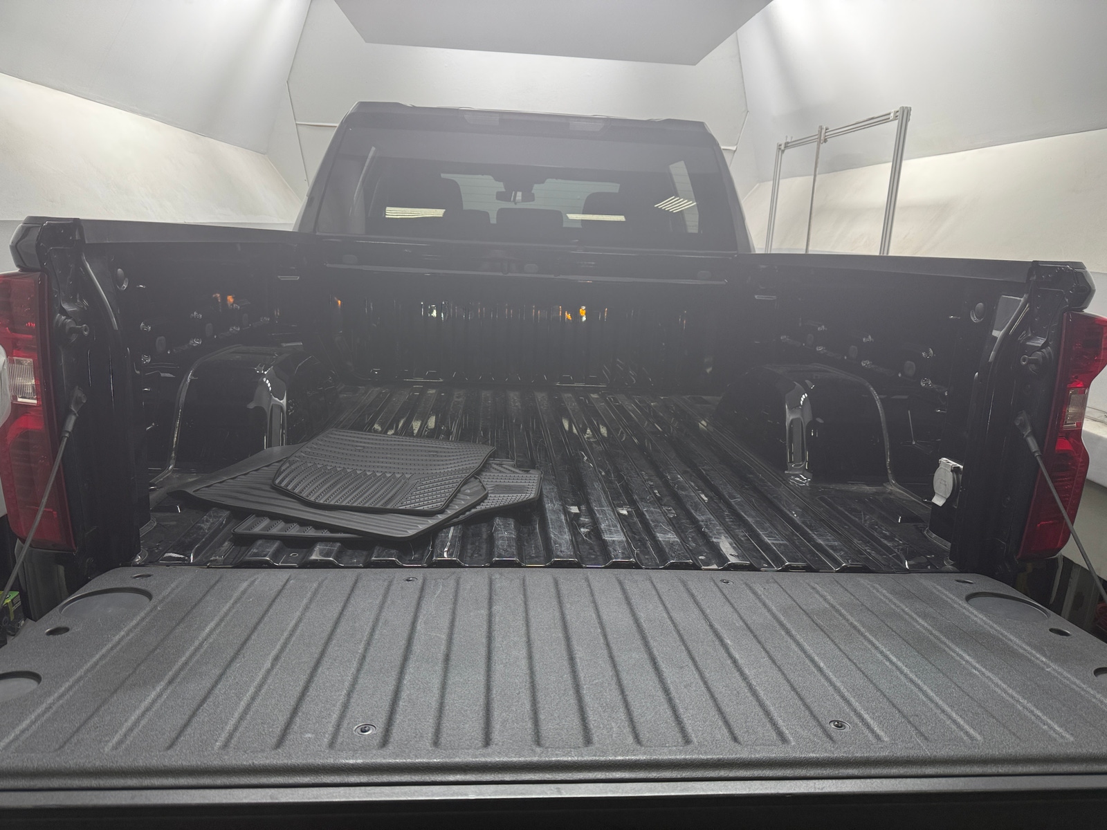 Thumbnail: 2022 Chevrolet Silverado 1500 - 7