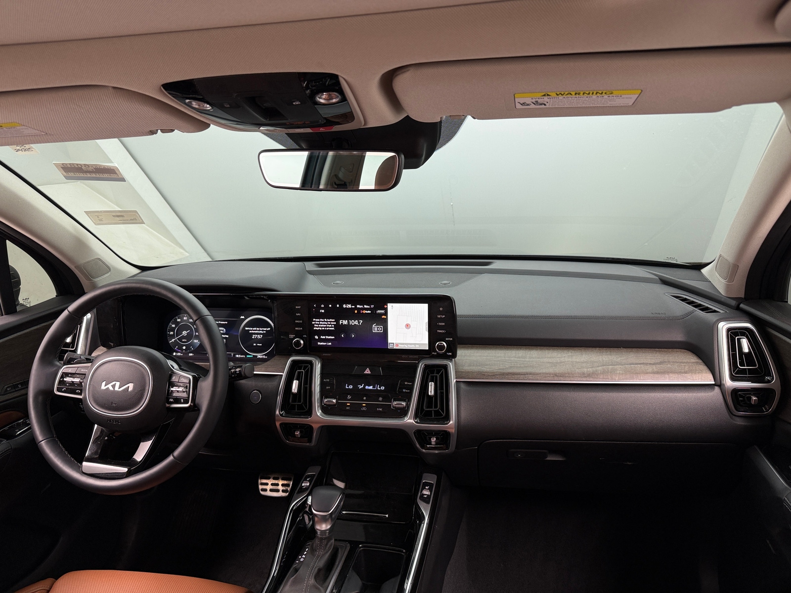 Thumbnail: 2023 Kia Sorento - 2