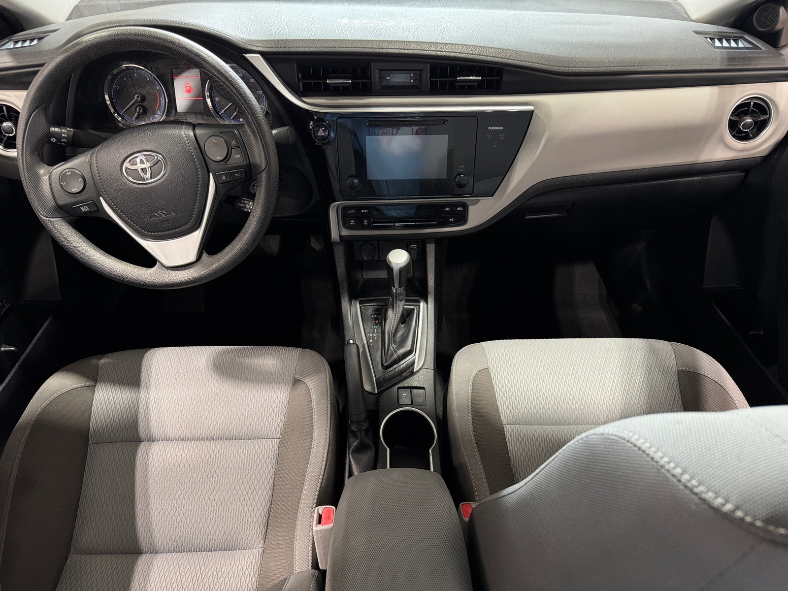 Thumbnail: 2017 Toyota Corolla - 3