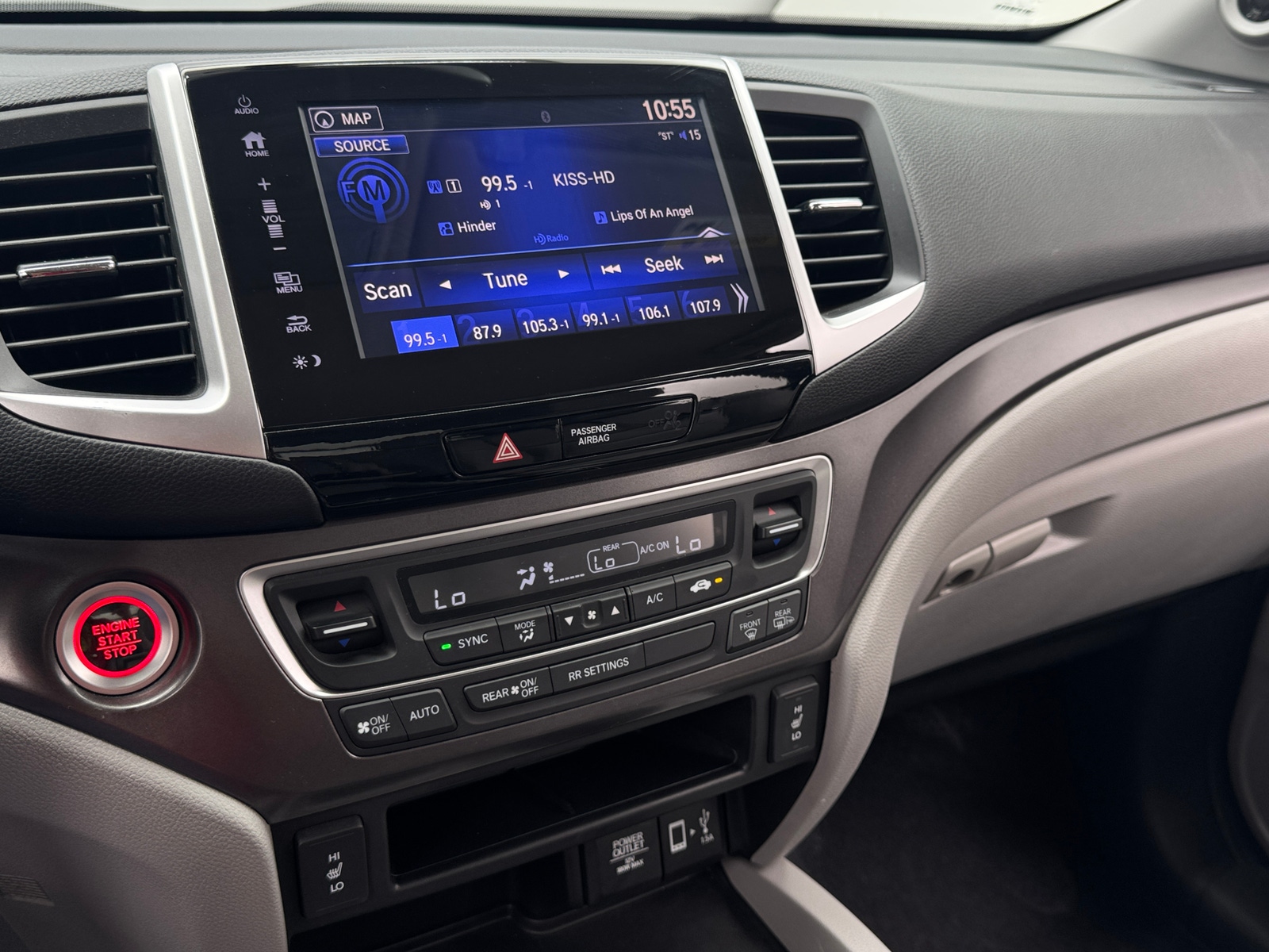 Thumbnail: 2017 Honda Ridgeline - 3