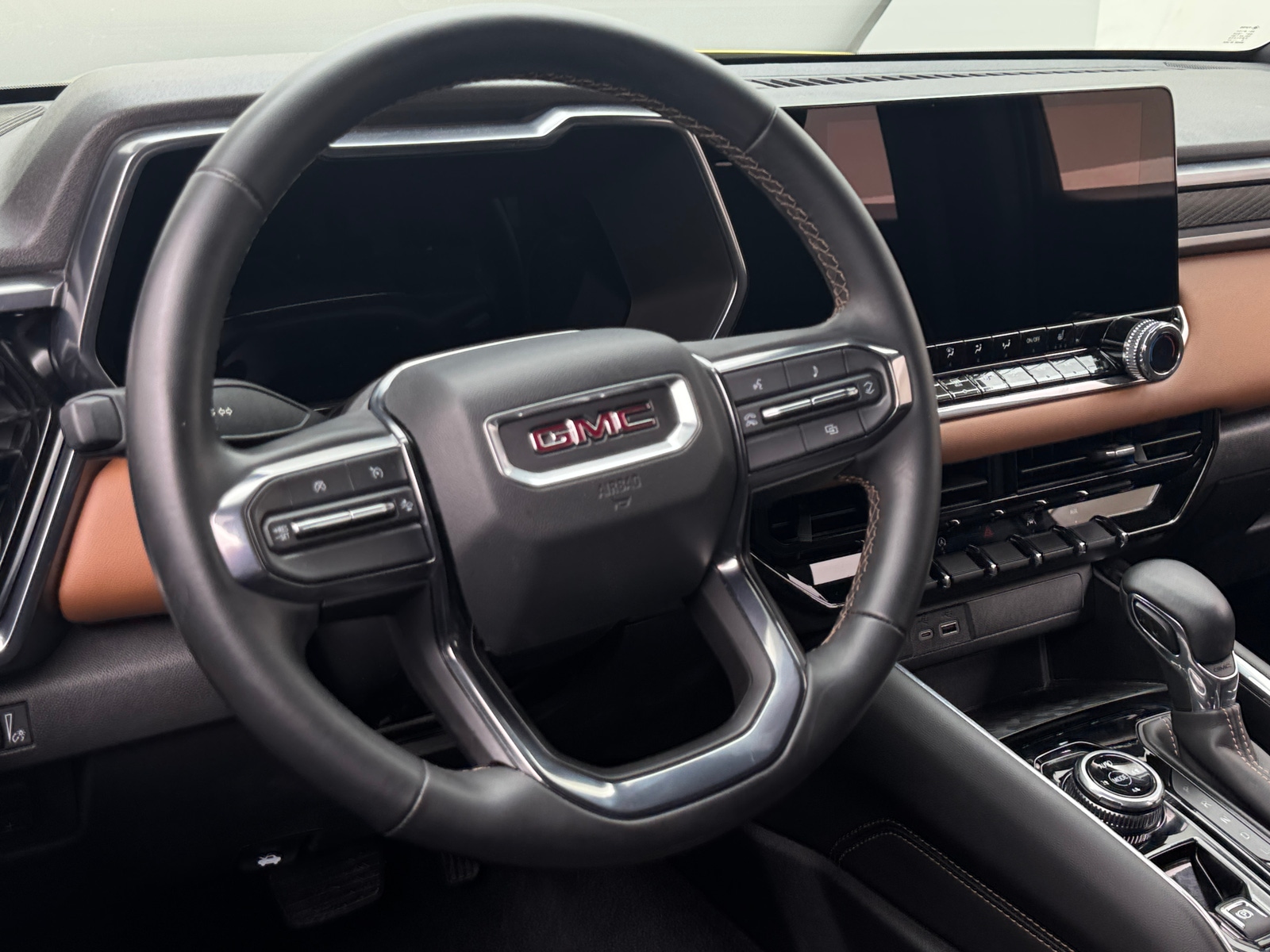 Thumbnail: 2024 GMC Canyon - 5