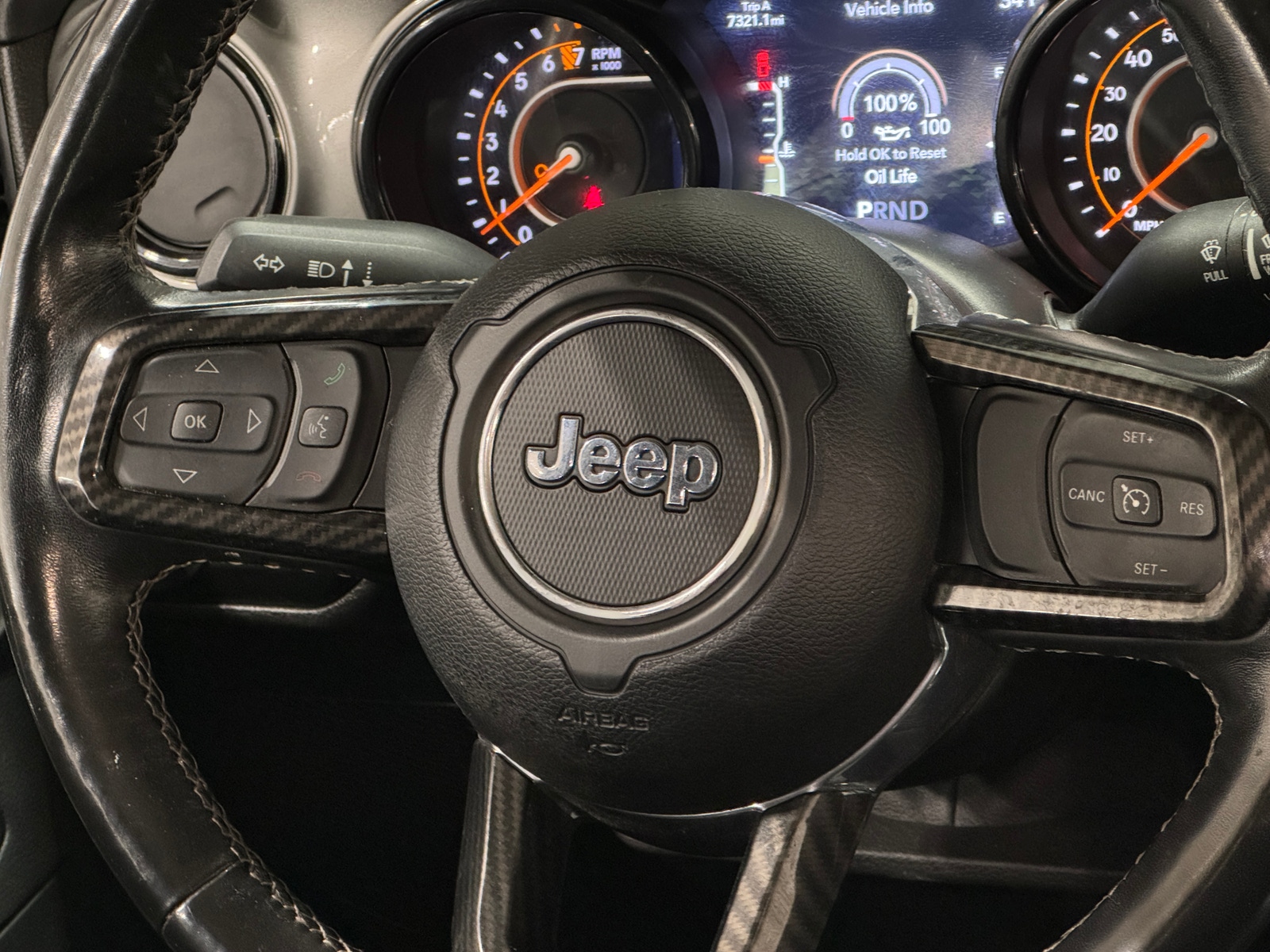 Thumbnail: 2021 Jeep Gladiator - 5