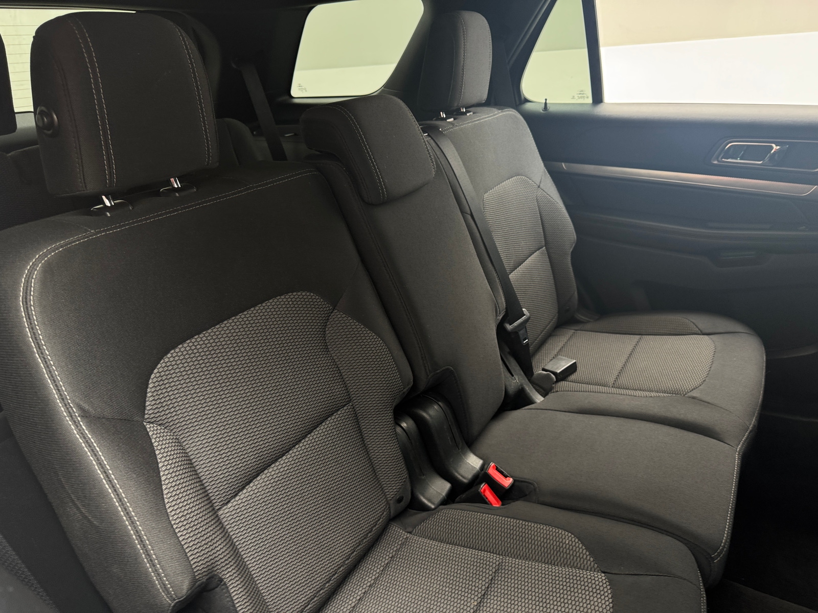 Thumbnail: 2018 Ford Explorer - 6