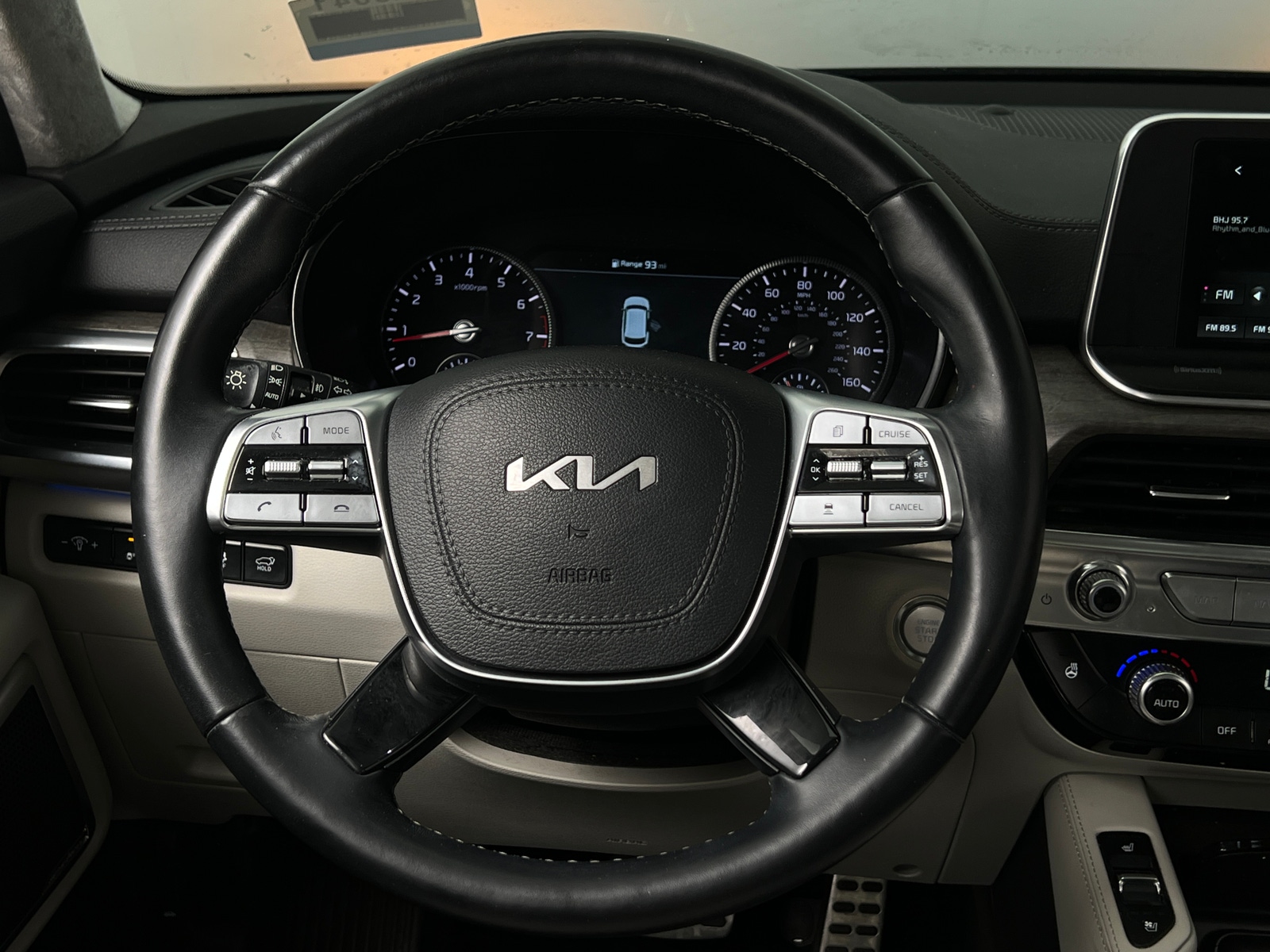 Thumbnail: 2022 Kia Telluride - 4