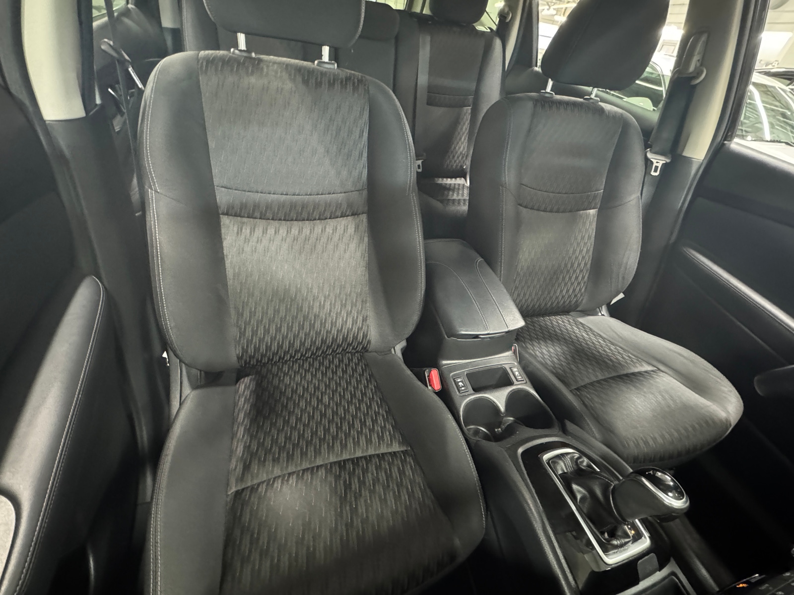 Thumbnail: 2018 Nissan Rogue - 2