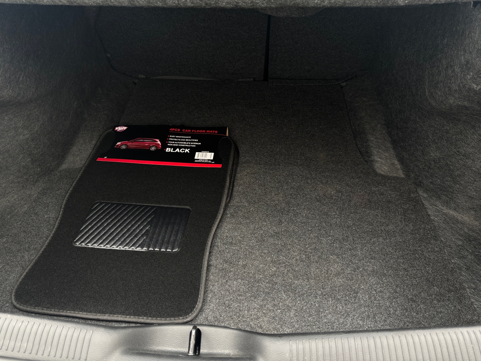 Thumbnail: 2020 Dodge Charger - 6