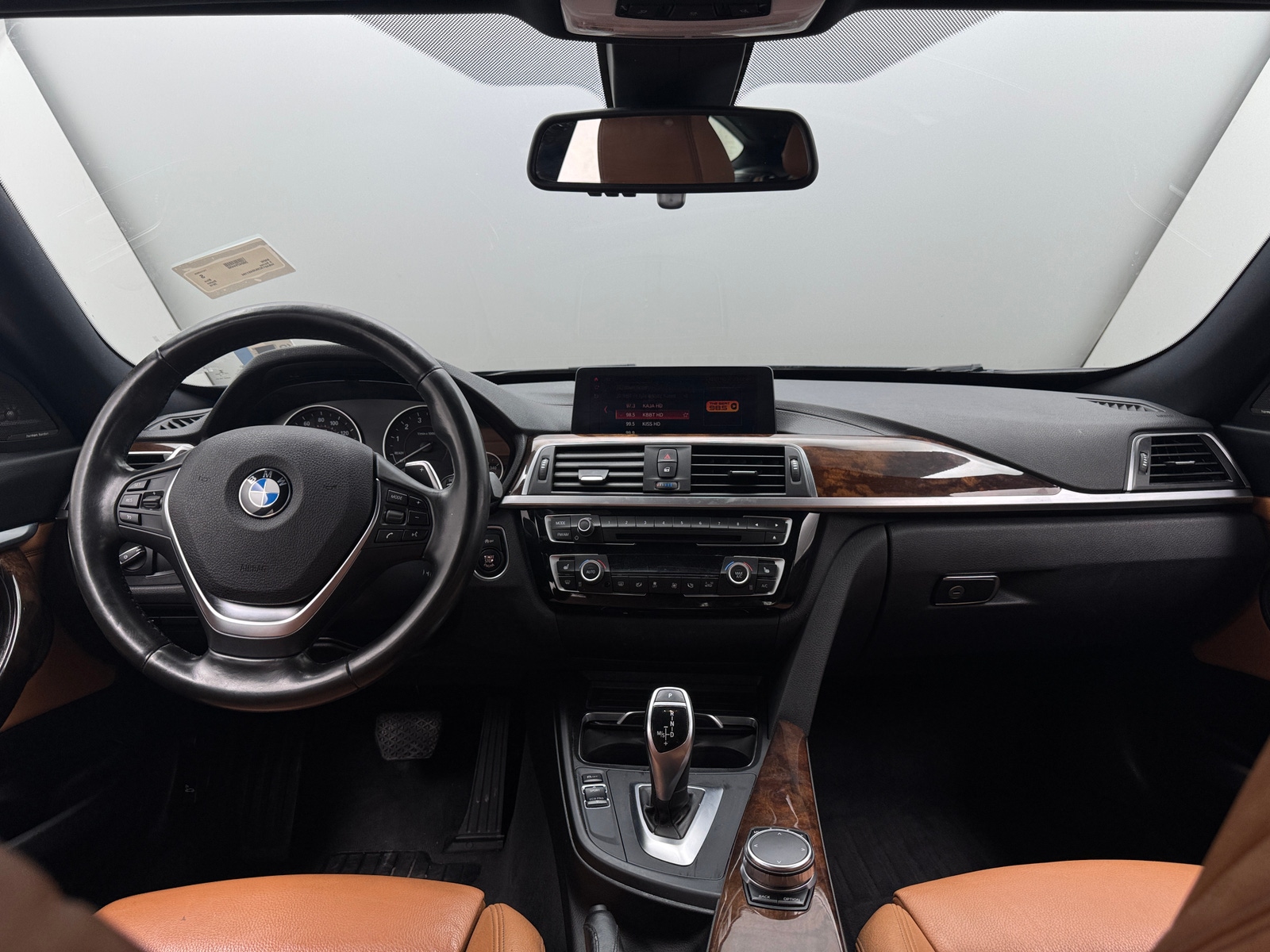 Thumbnail: 2018 BMW 3 Series - 2