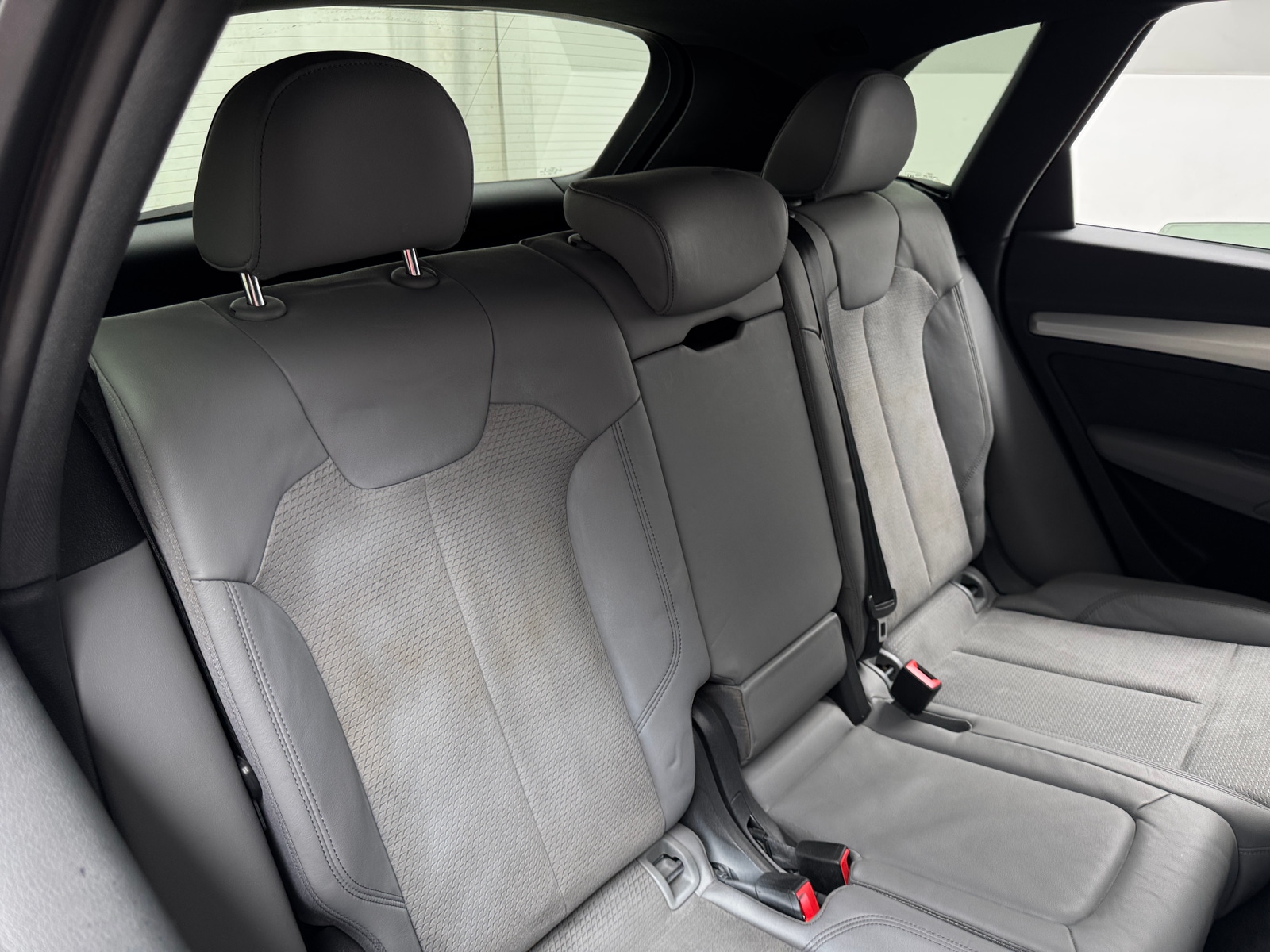 Thumbnail: 2021 Audi SQ5 - 5