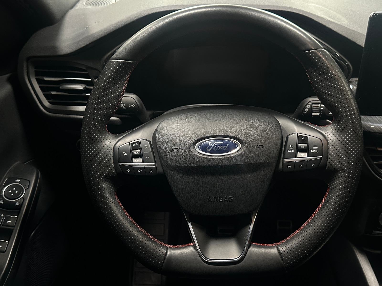 Thumbnail: 2024 Ford Escape - 4