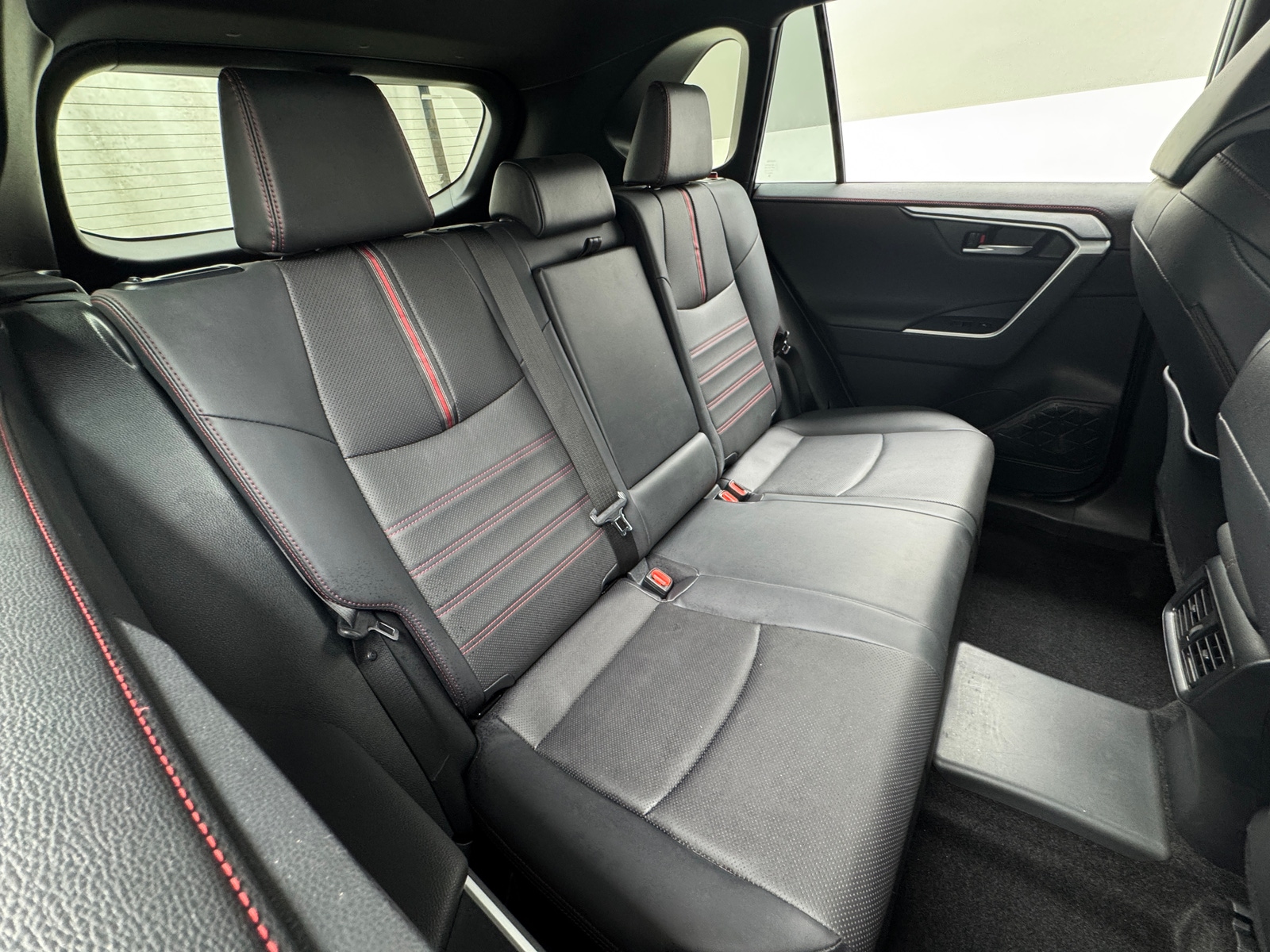 Thumbnail: 2024 Toyota RAV4 - 5