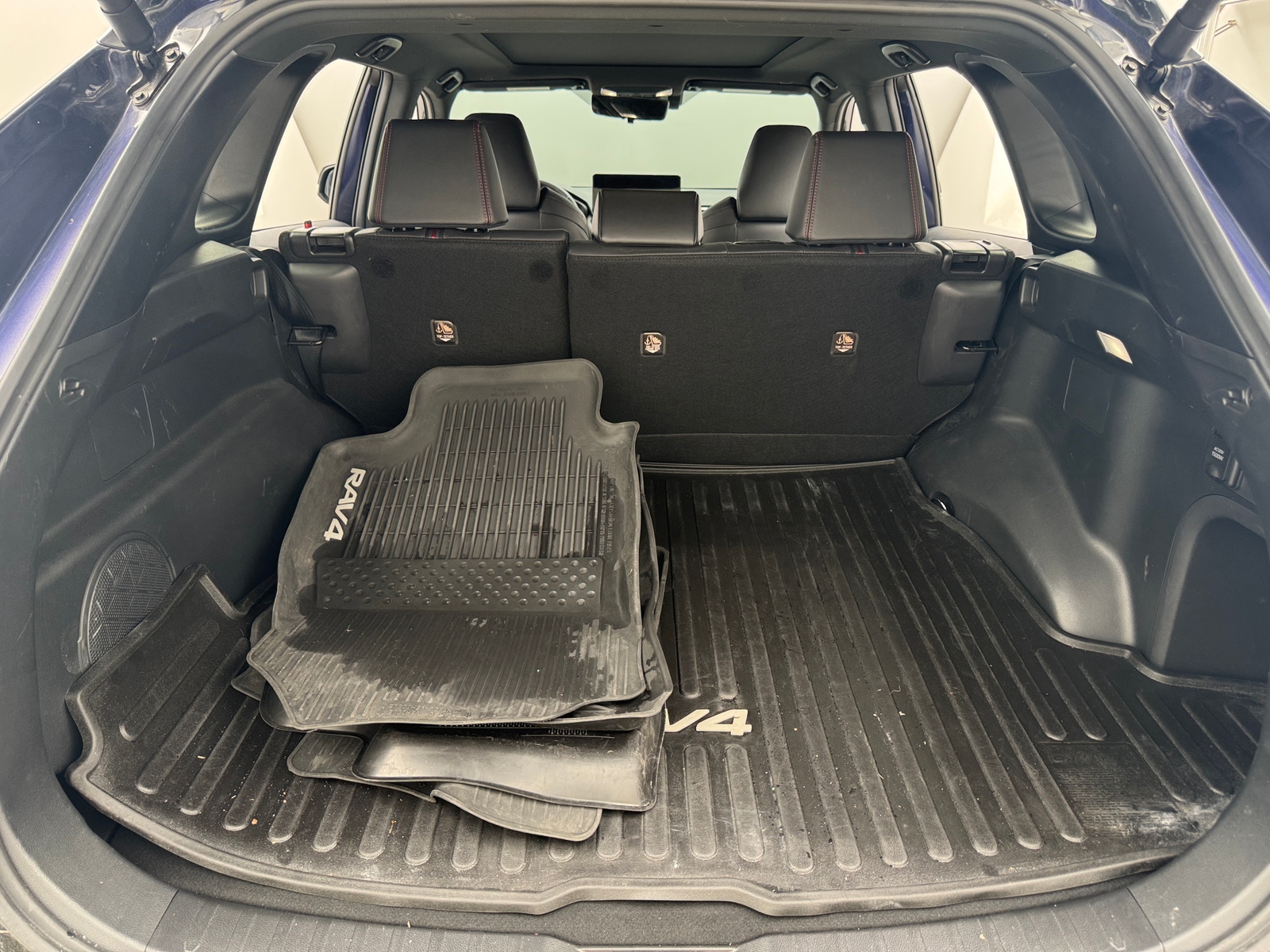 Thumbnail: 2024 Toyota RAV4 - 6