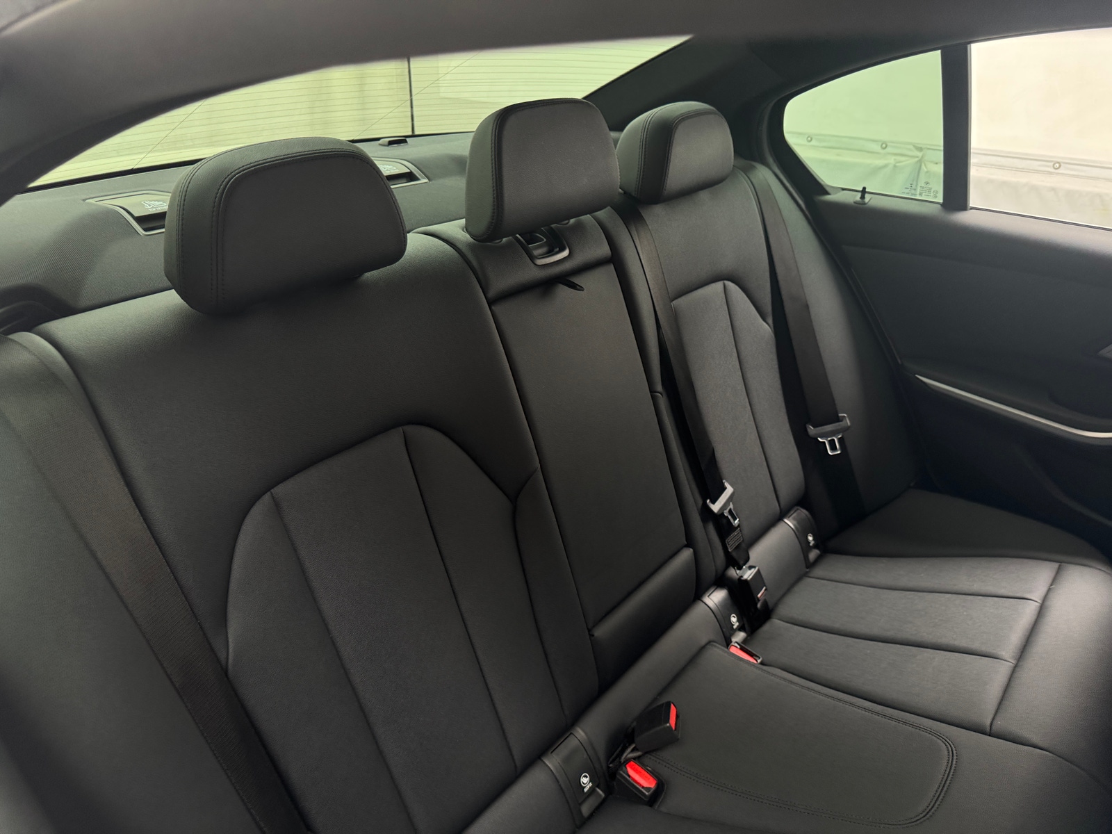 Thumbnail: 2020 BMW 3 Series - 5