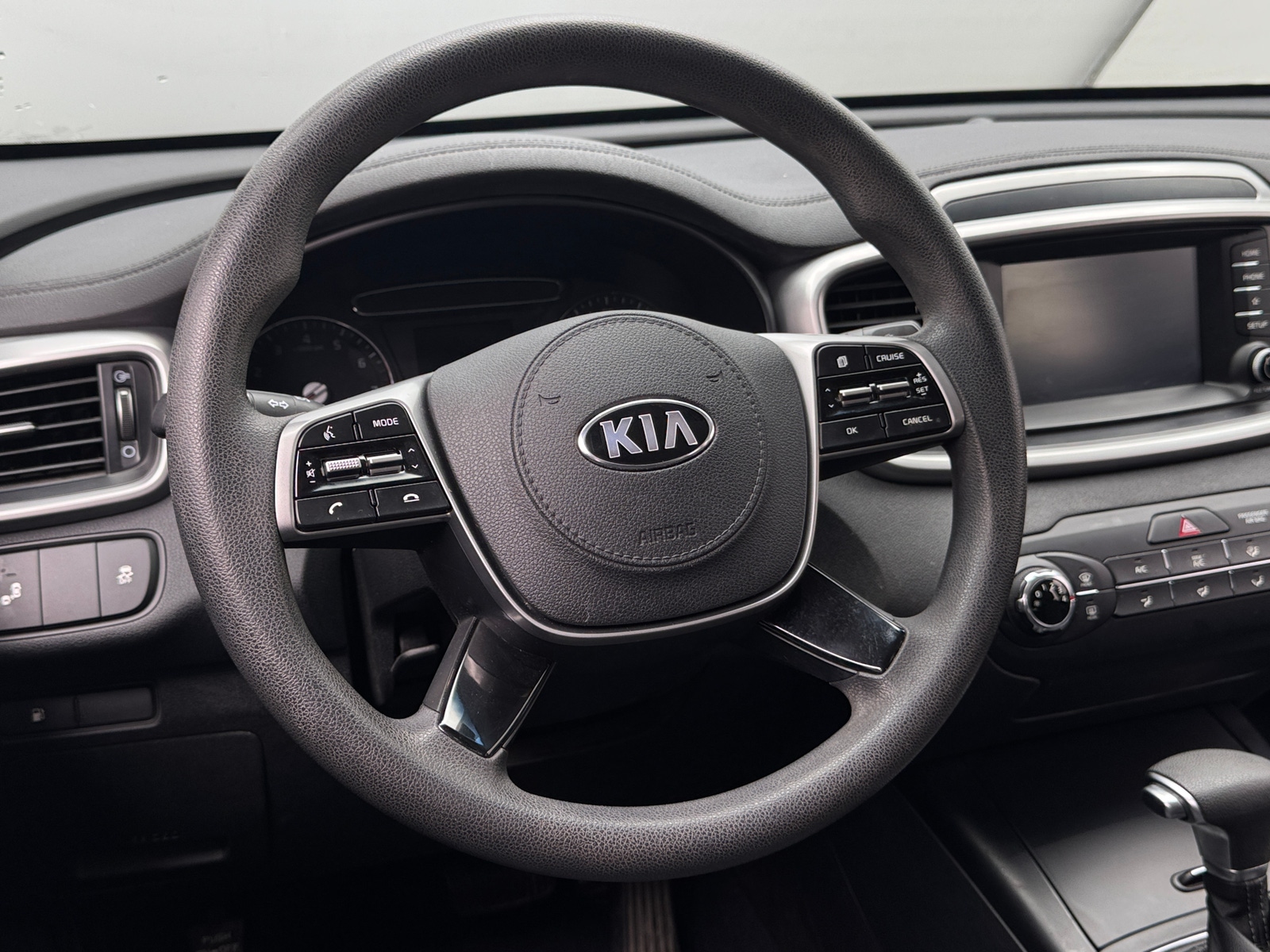 Thumbnail: 2019 Kia Sorento - 5