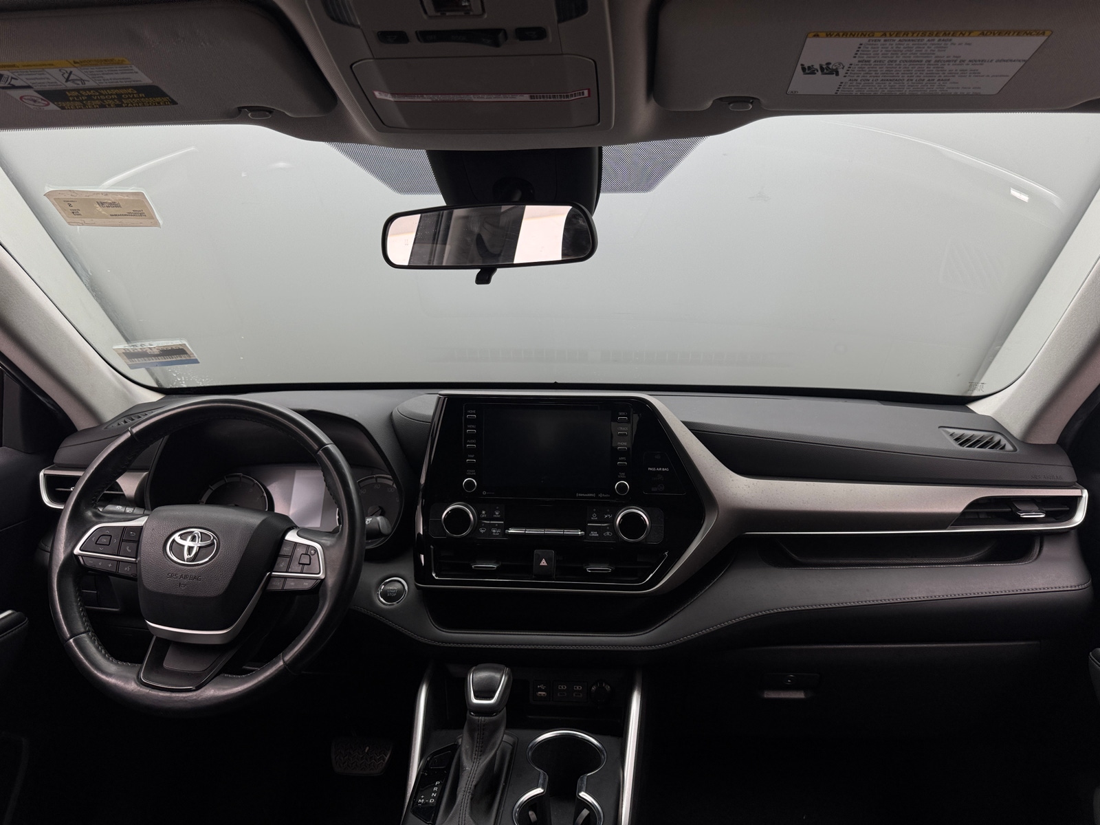 Thumbnail: 2022 Toyota Highlander - 3