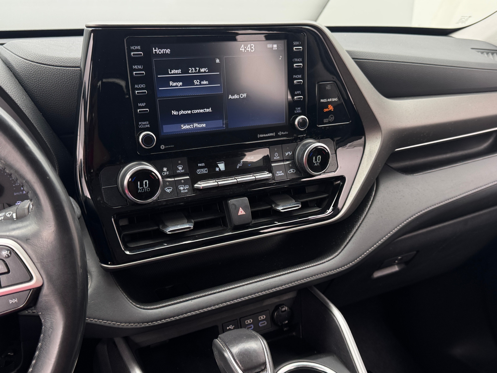 Thumbnail: 2022 Toyota Highlander - 4