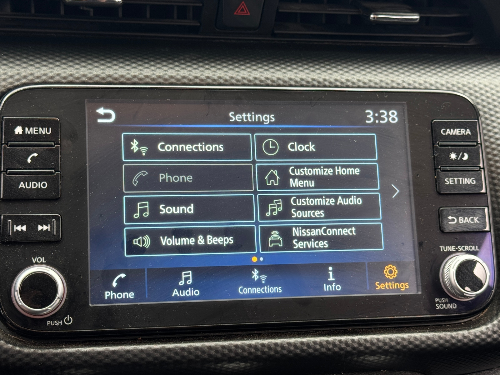 Thumbnail: 2024 Nissan Kicks - 4