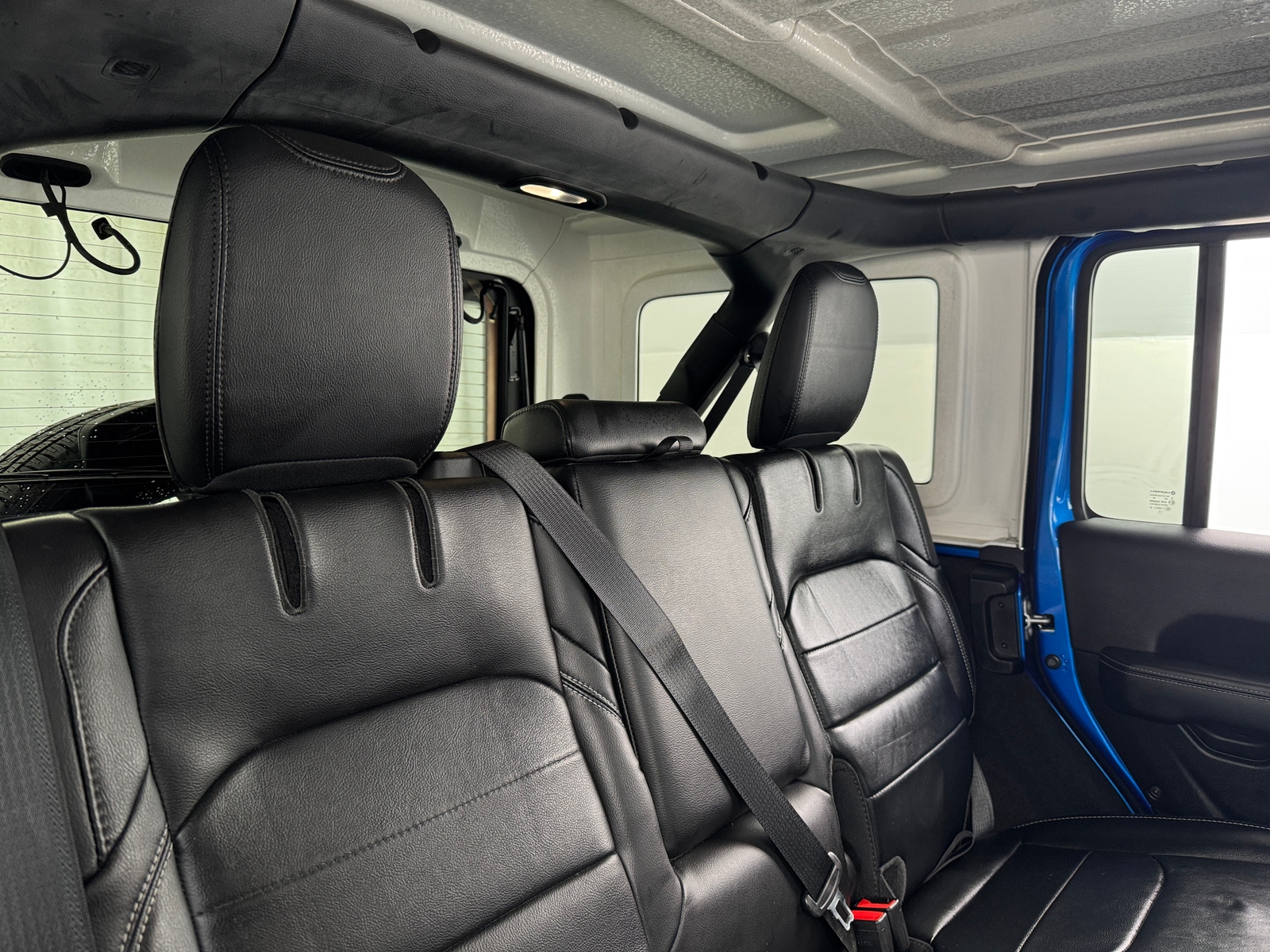 Thumbnail: 2022 Jeep Wrangler - 5